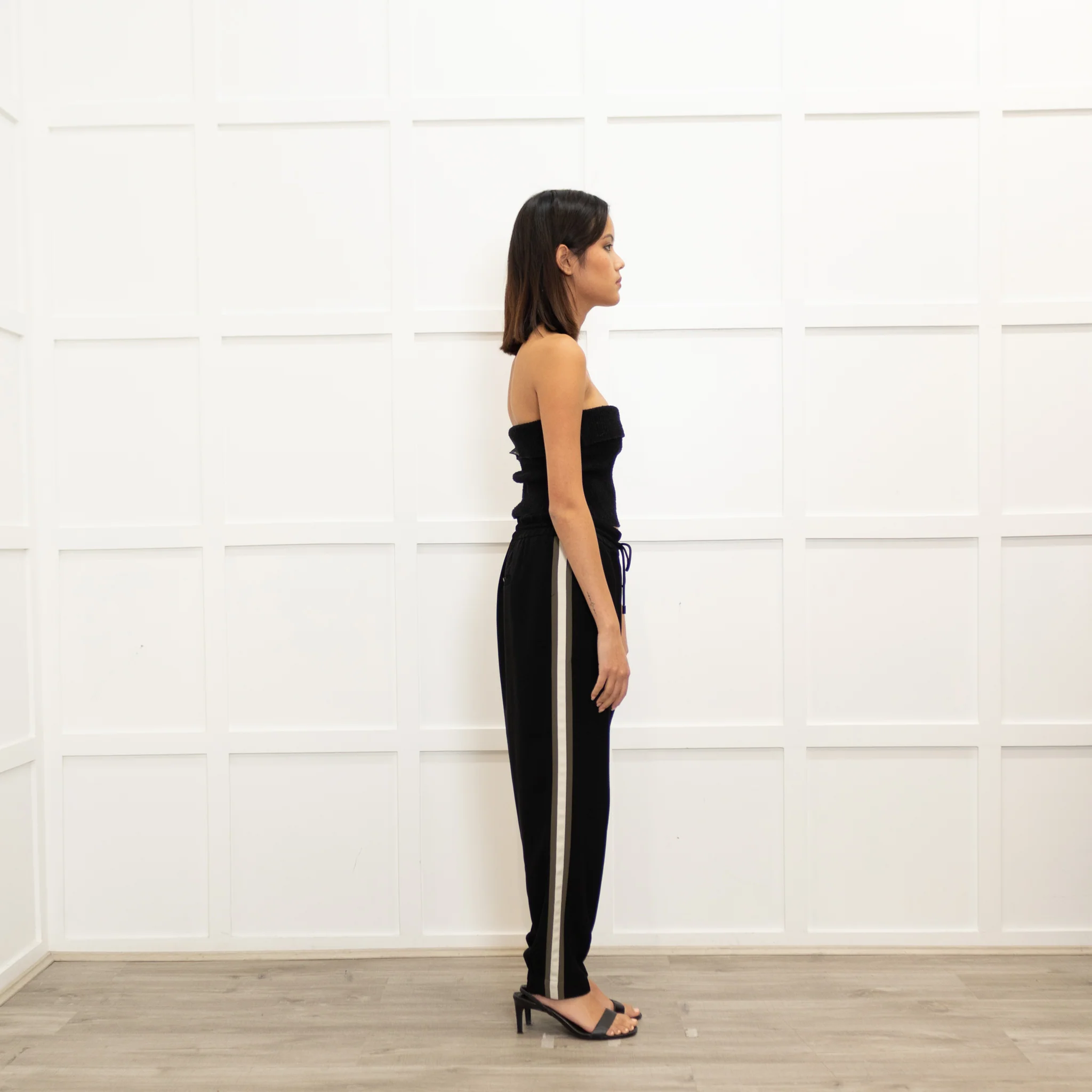 Me + Em Black Cream Side Stripe Joggers - Image 6
