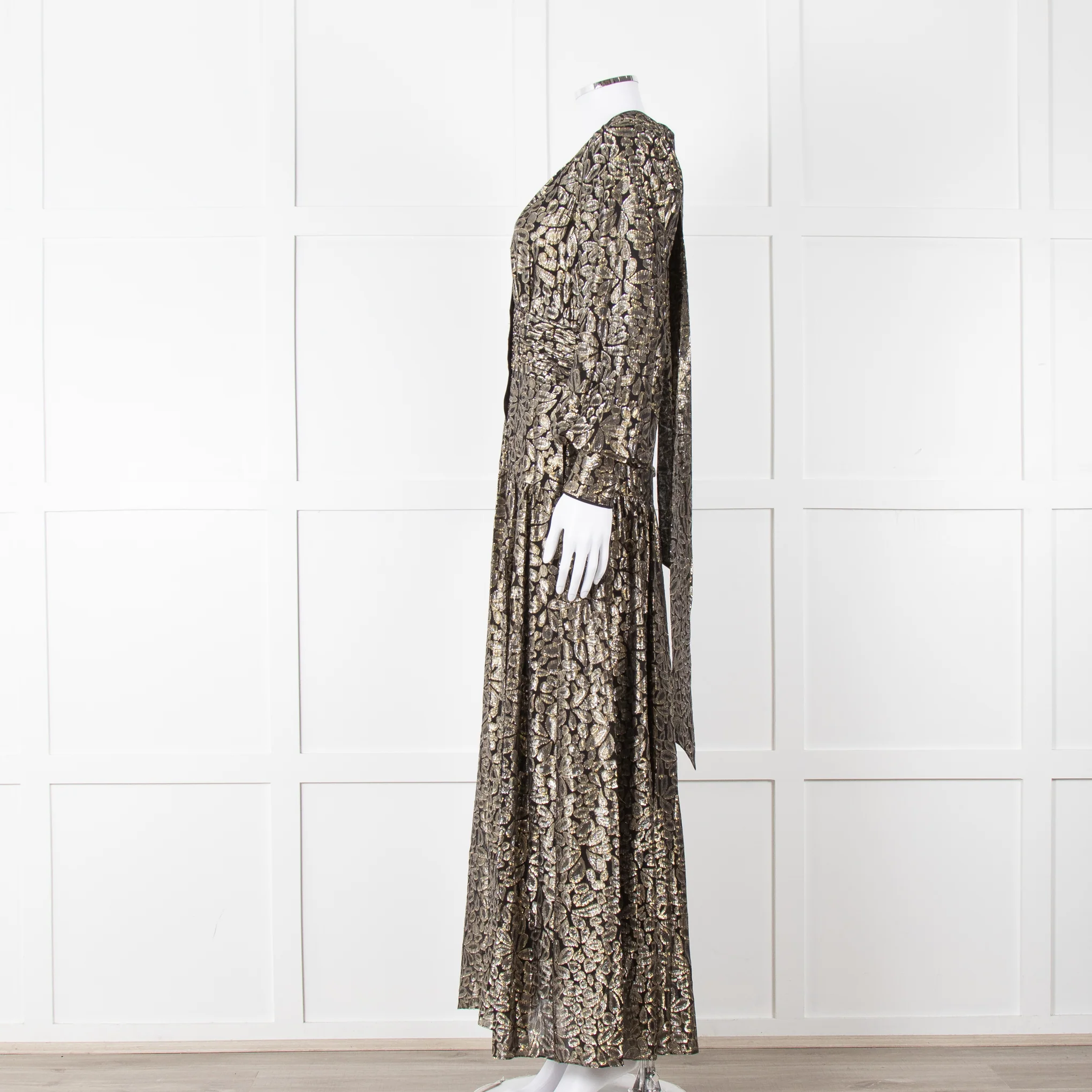 Me + Em Black Gold Long Sleeve Belted Maxi Dress - Image 7