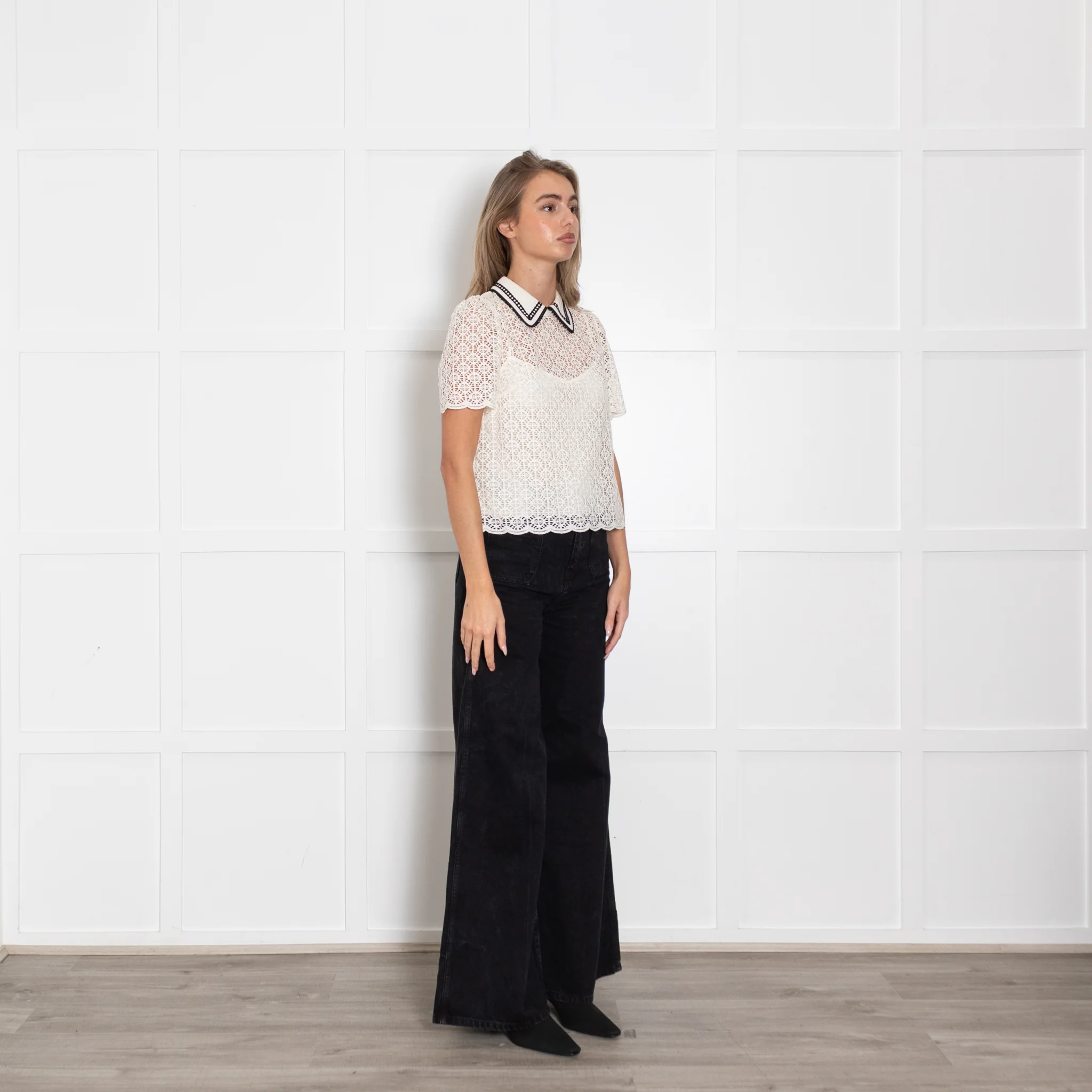 Me + Em Cream Lace Short Sleeve Blouse With Black Embellished Collar - Image 7
