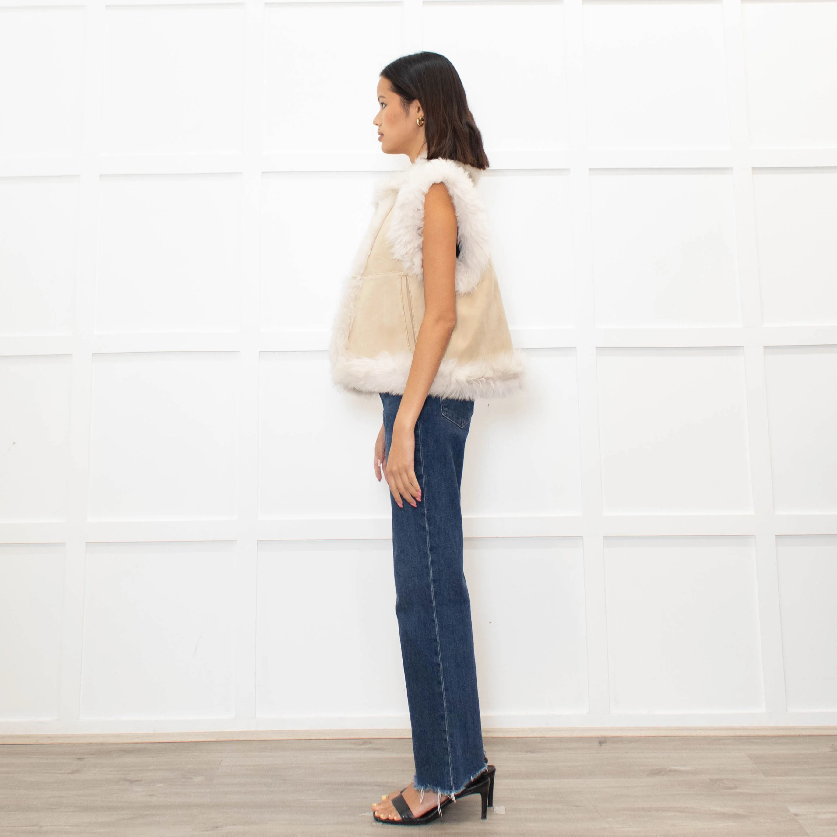 Me + Em Cream Reversible Shearling Gilet - Image 6