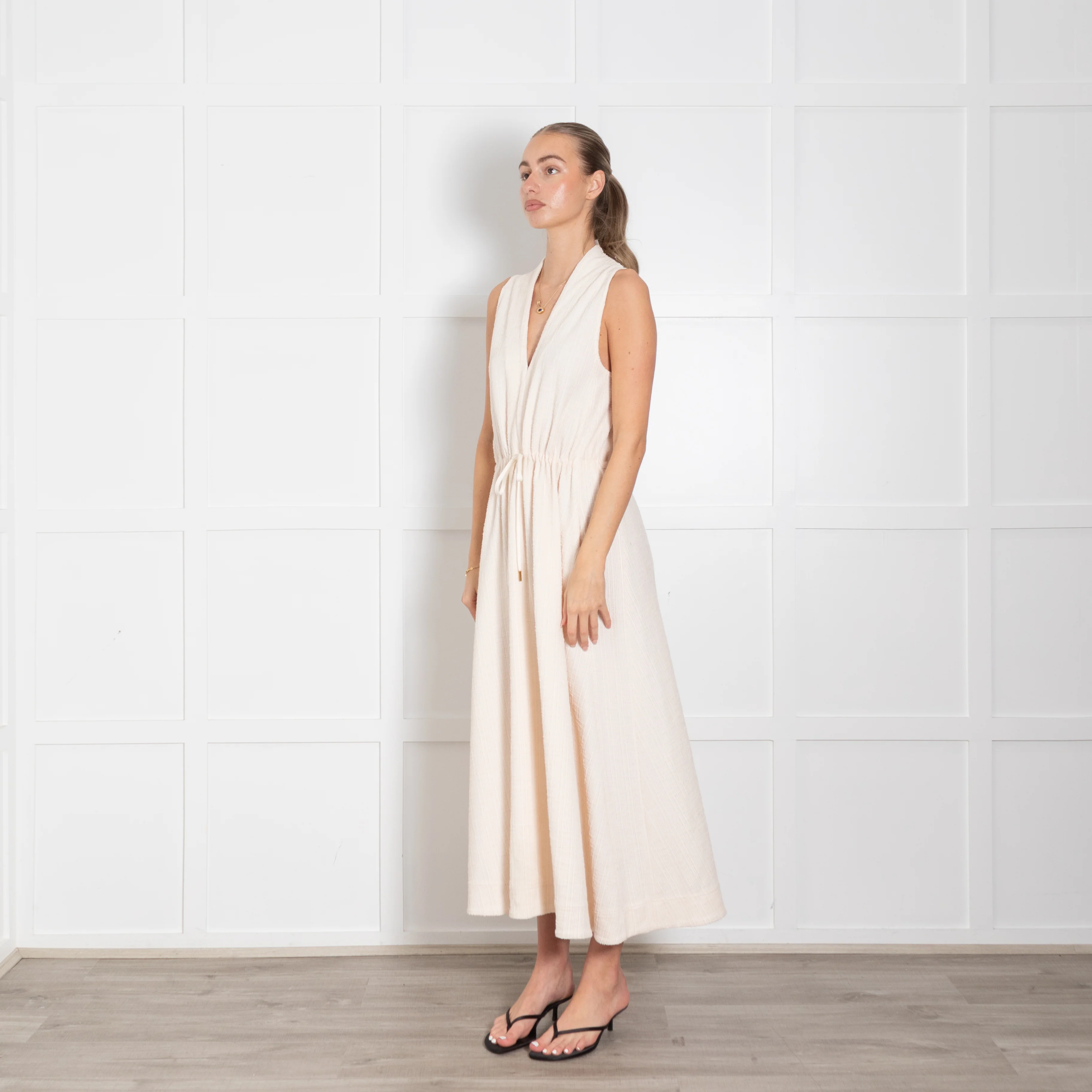Me + Em Cream Textured Sleeveless V-Neck Long Dress - Image 3