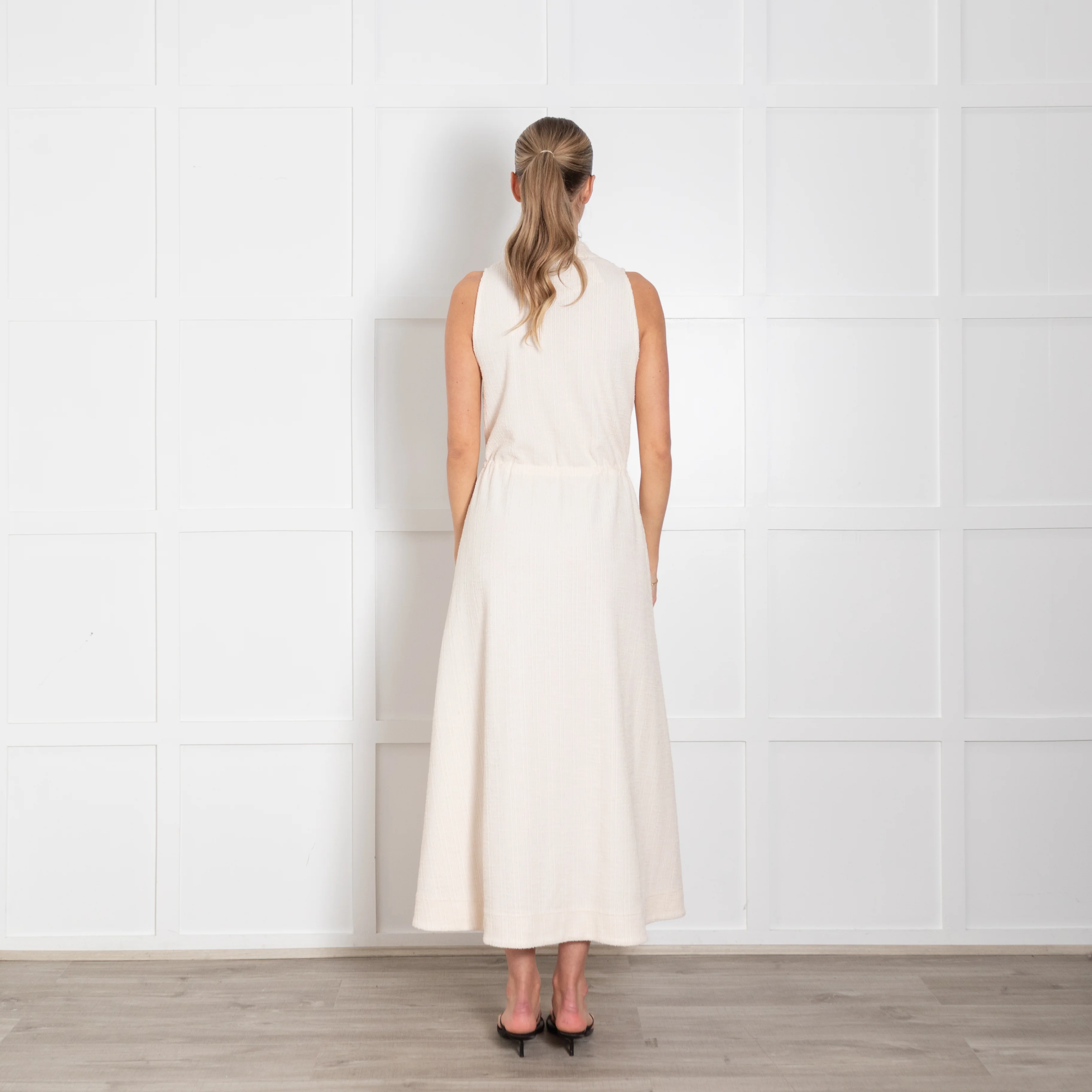 Me + Em Cream Textured Sleeveless V-Neck Long Dress - Image 5