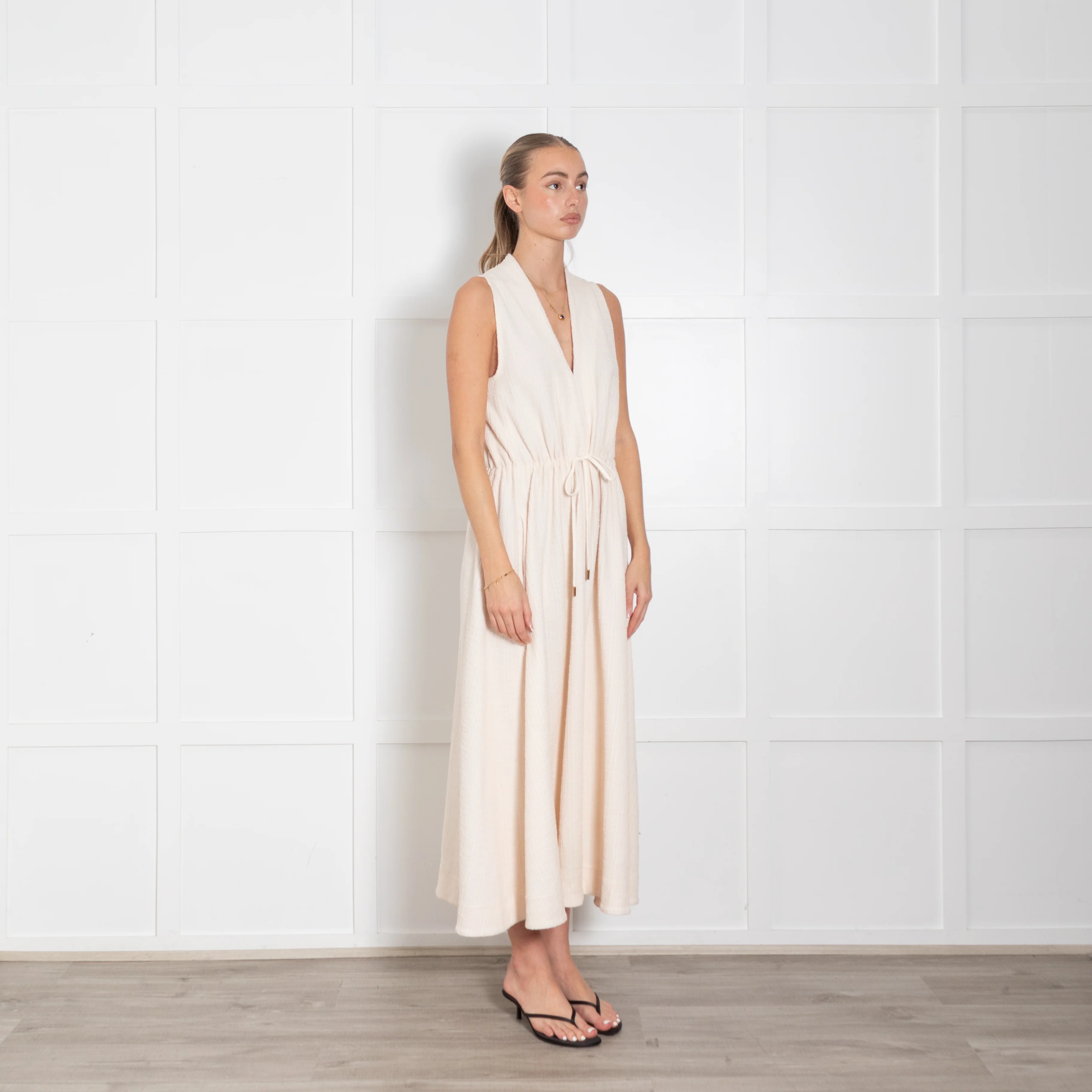 Me + Em Cream Textured Sleeveless V-Neck Long Dress - Image 7