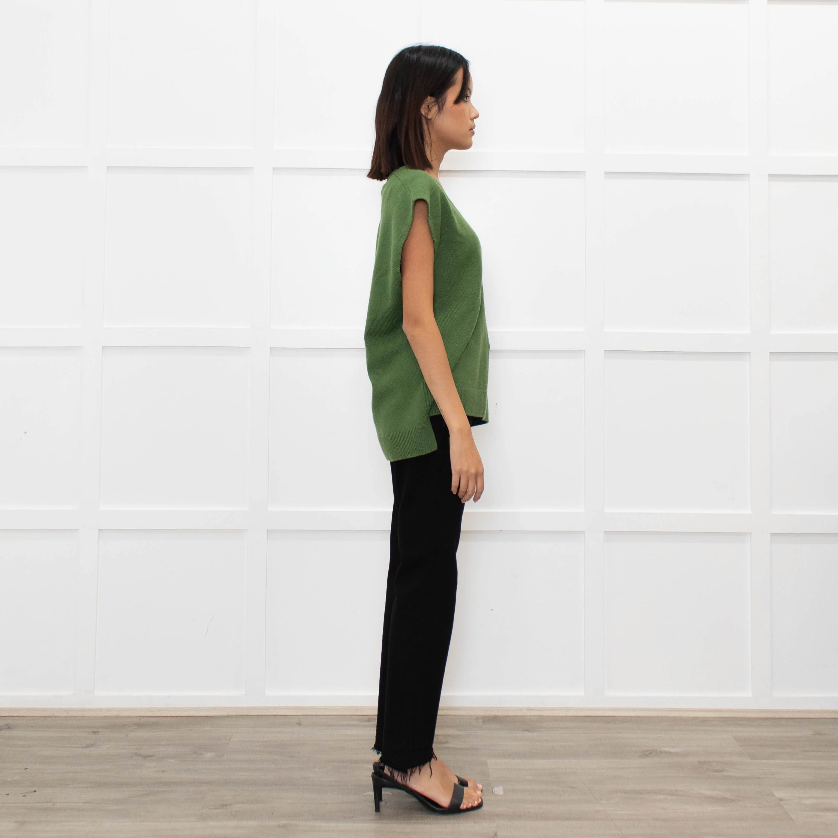 Me + Em Green Knitted Vest - Image 4