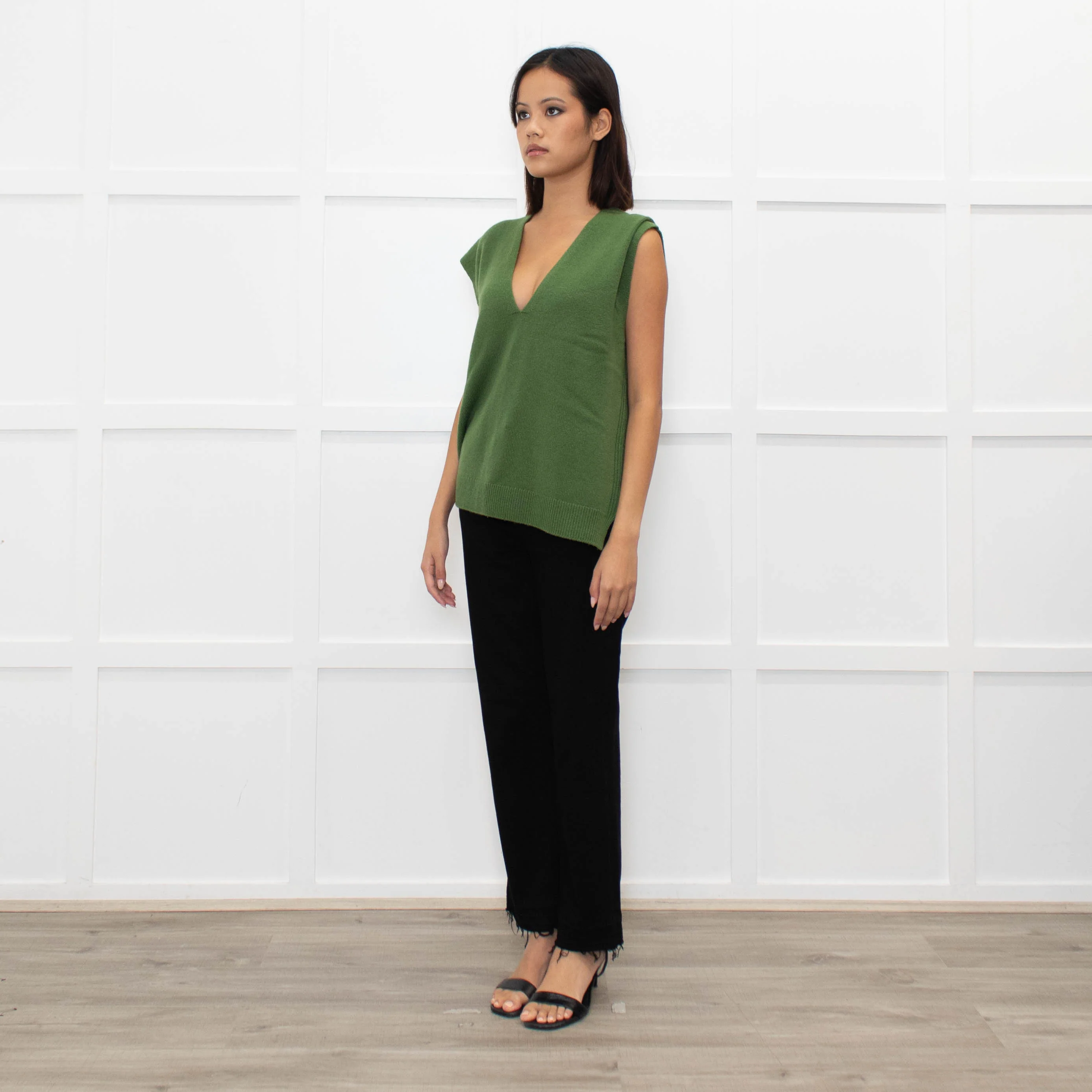 Me + Em Green Knitted Vest - Image 7