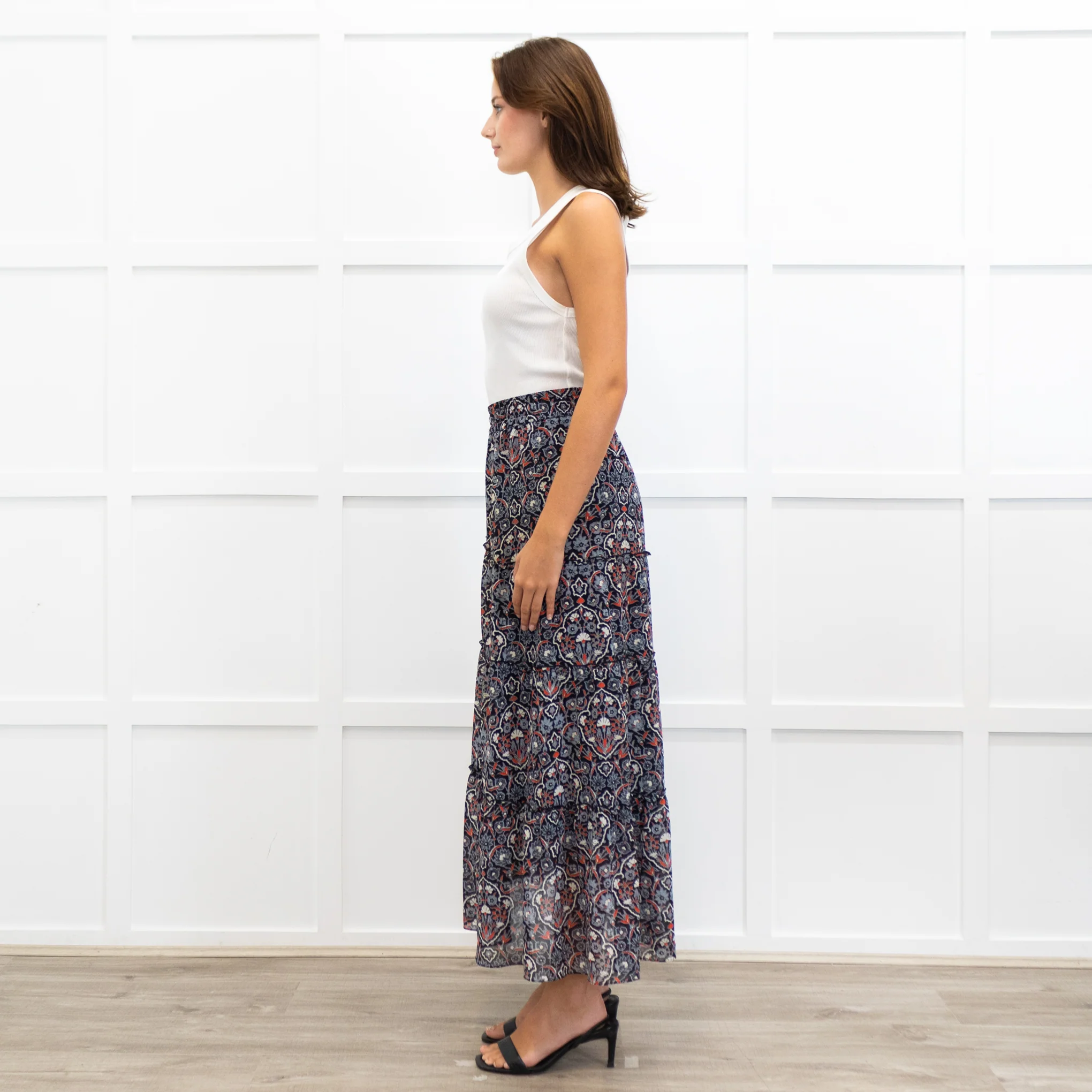 Me + Em Grey and Red Printed Tiered Crepe Maxi Skirt - Image 6