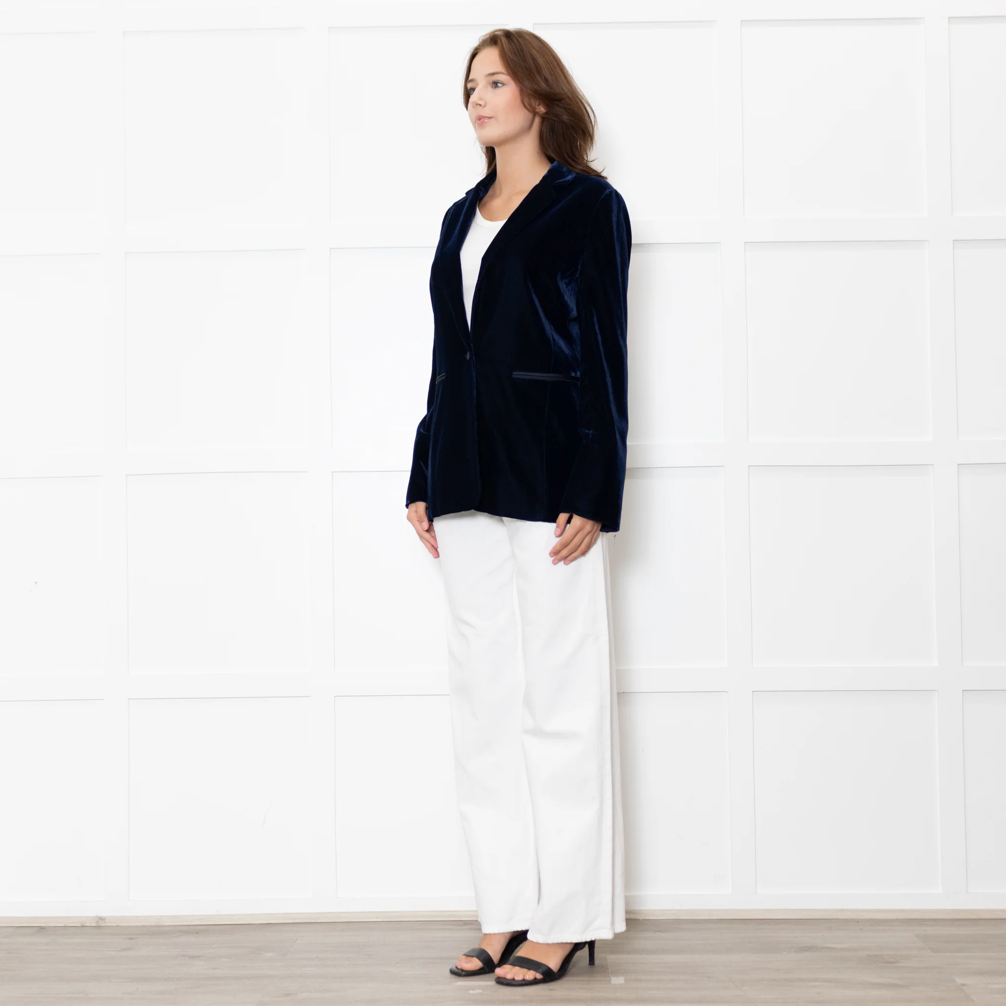 Me + Em Navy Velvet Straight Fit Blazer - Image 3