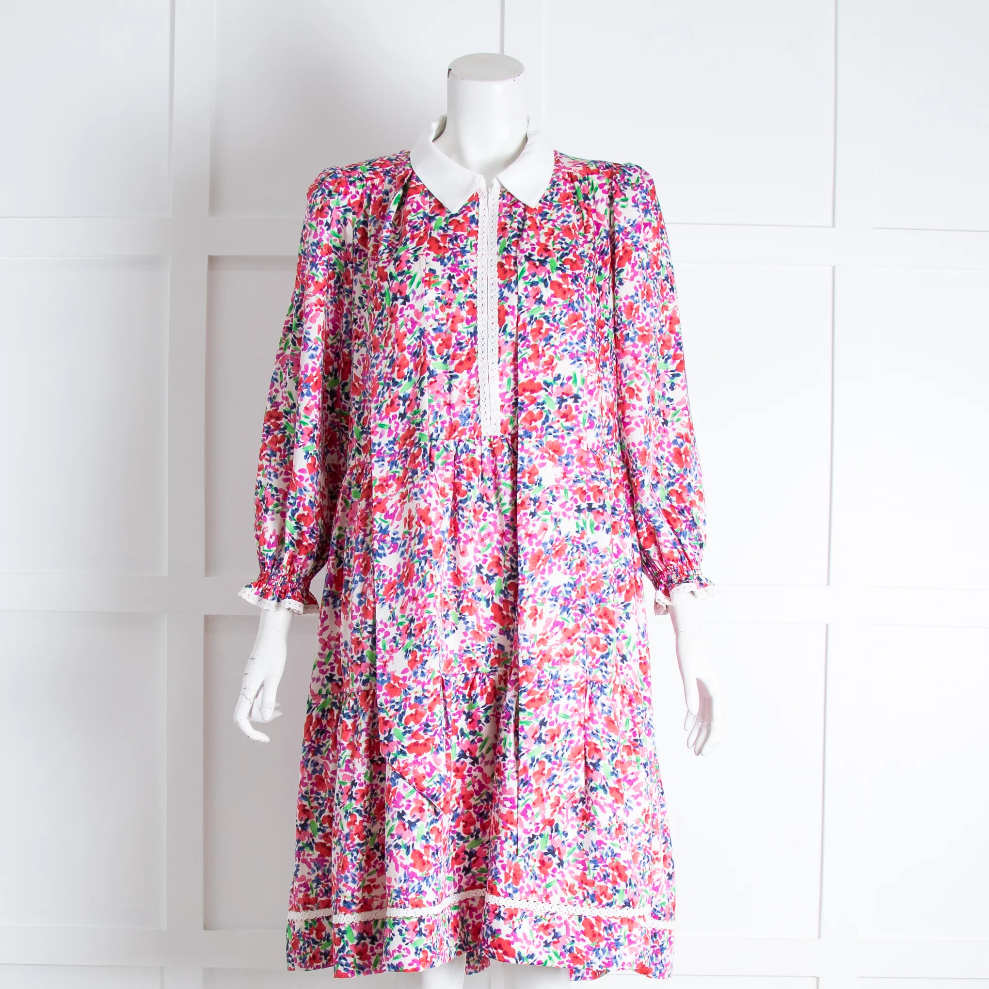 ME EM White Pink Floral White Collar Belted Dress