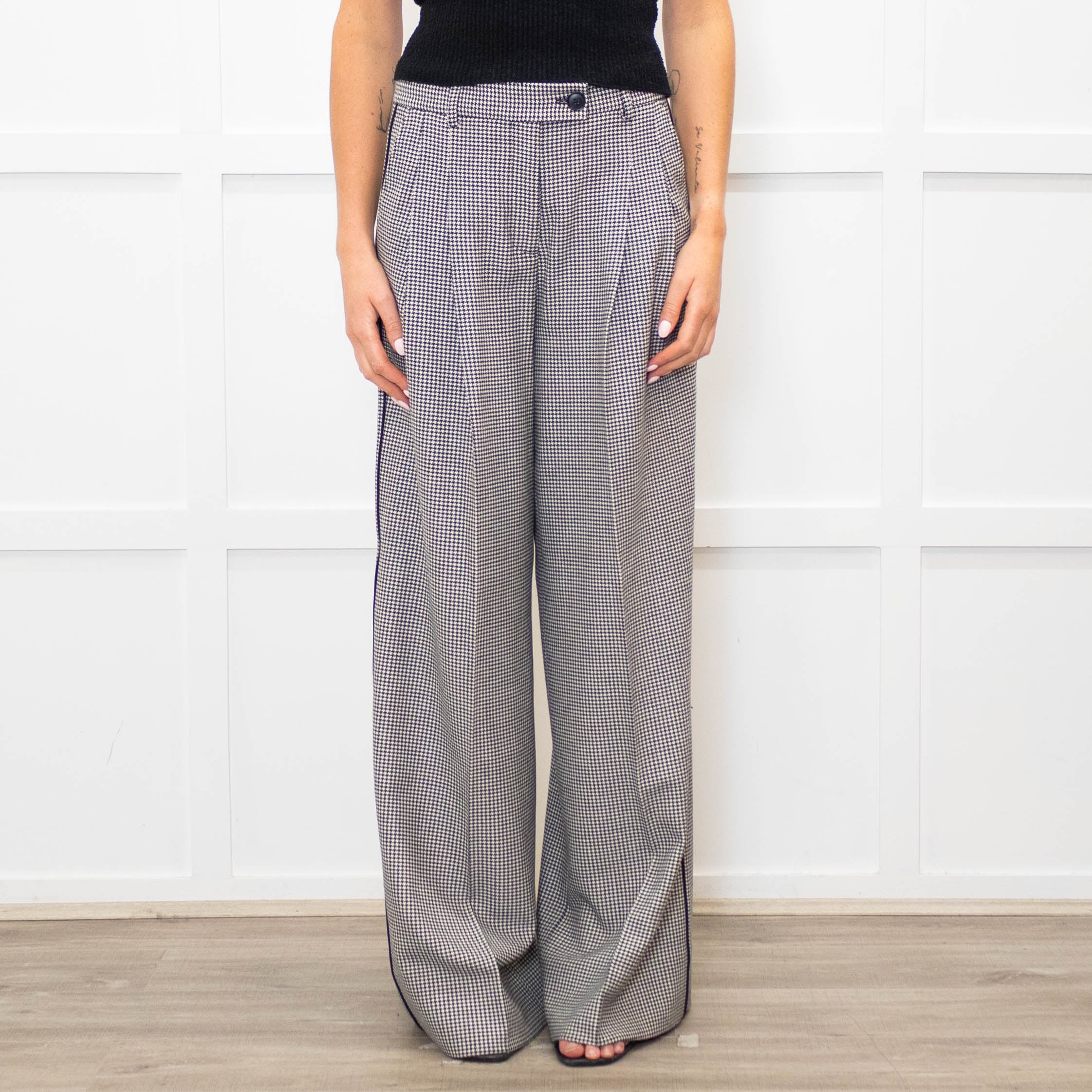 Me + Em Black White Small Houndstooth Pleated Front Wide Trousers - Image 2