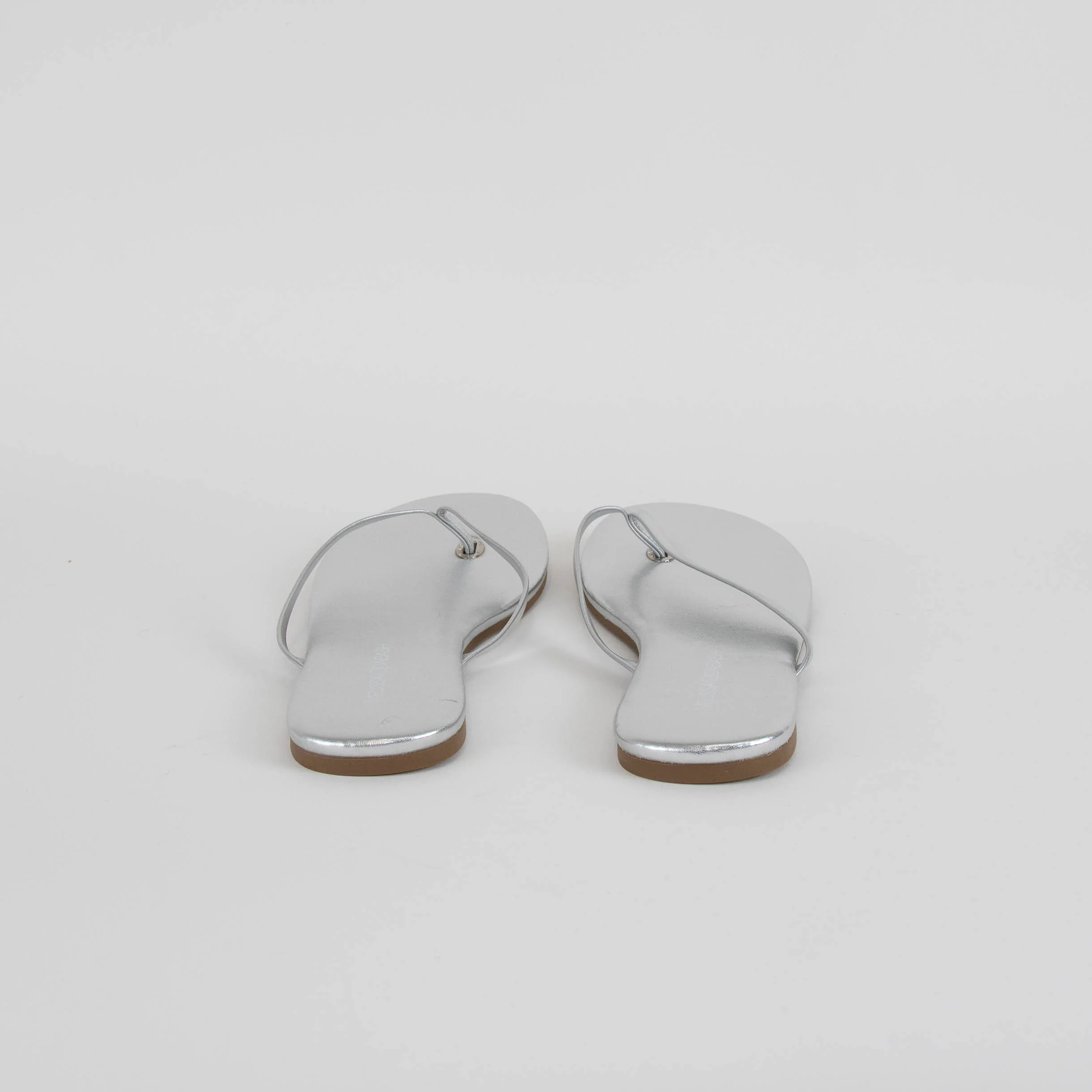 Melissa Odabash Silver Flip Flops - Image 4