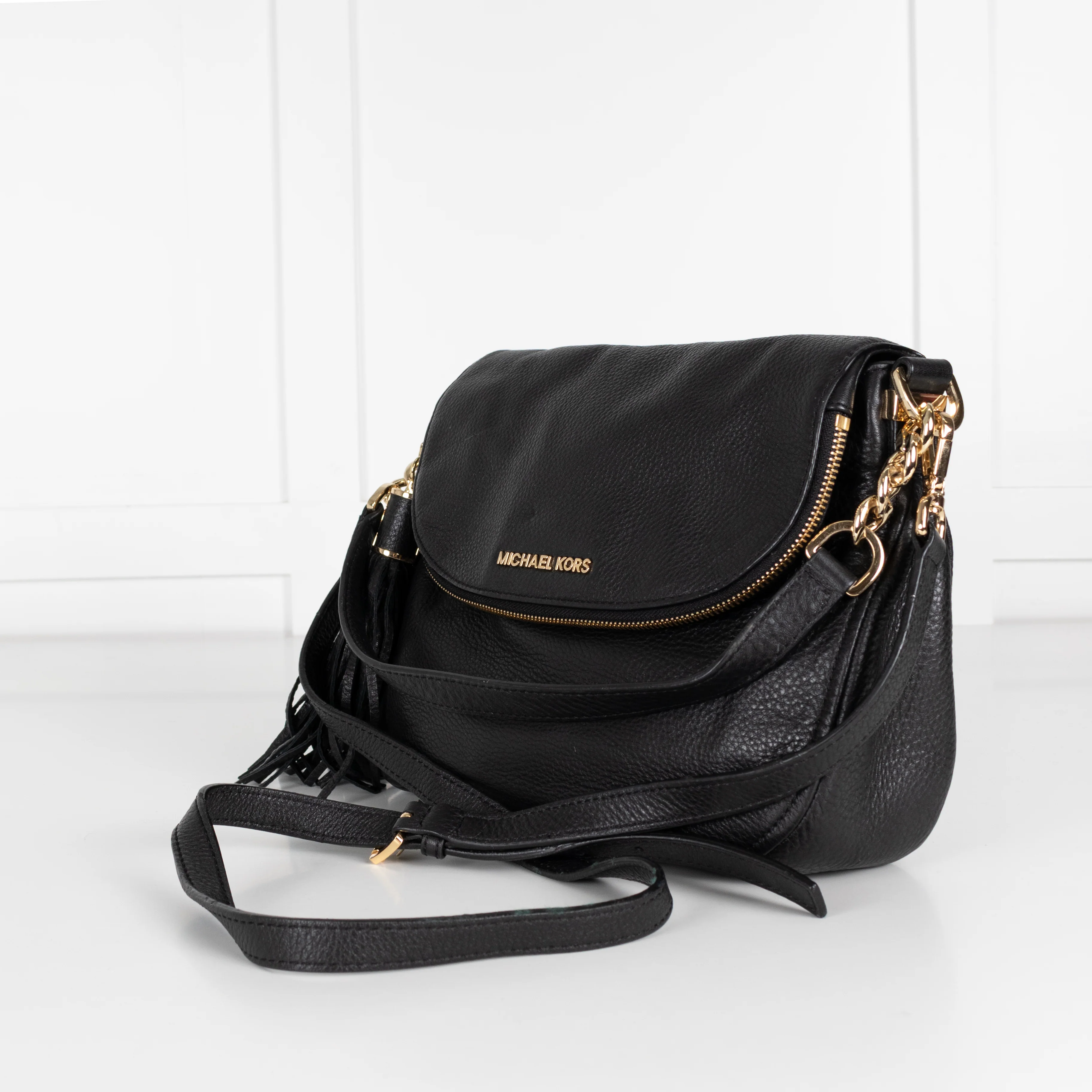Michael By Michael Kors Black Pebbled Leather Flap Bag - Image 6