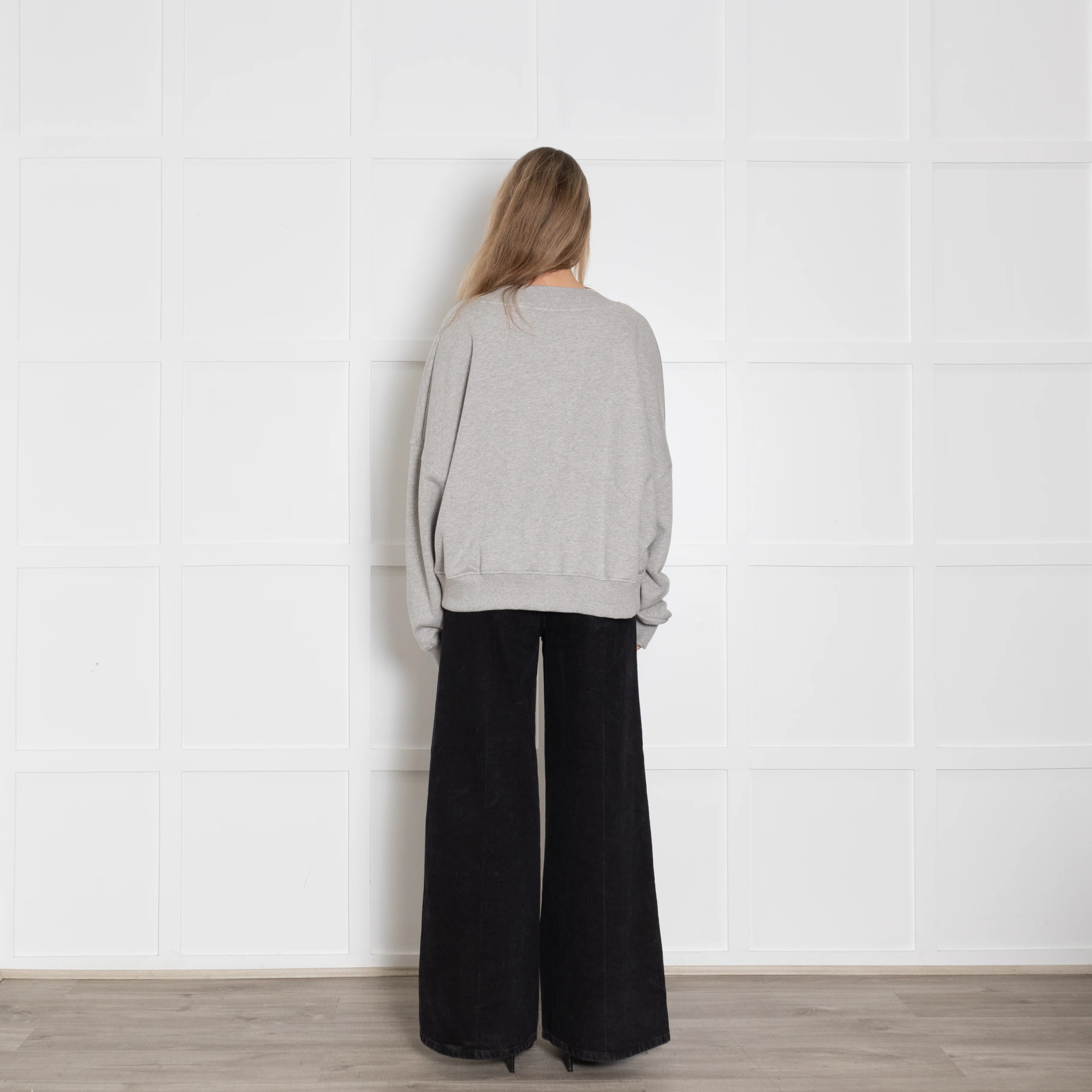 Mikuta Grey Love Sequin Sweatshirt - Image 5