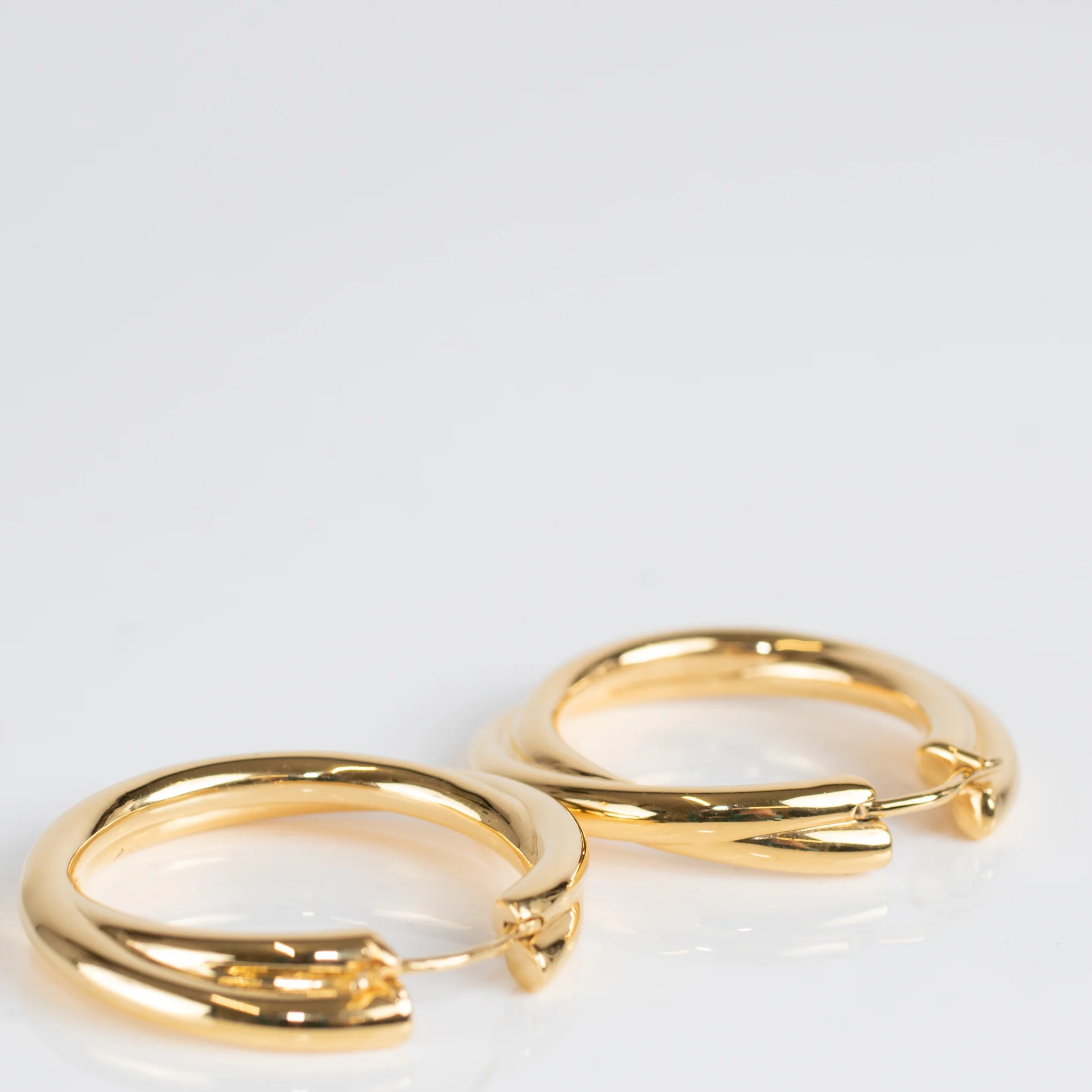 Missoma Lucy Williams Entwine Hoop Earrings - Image 3