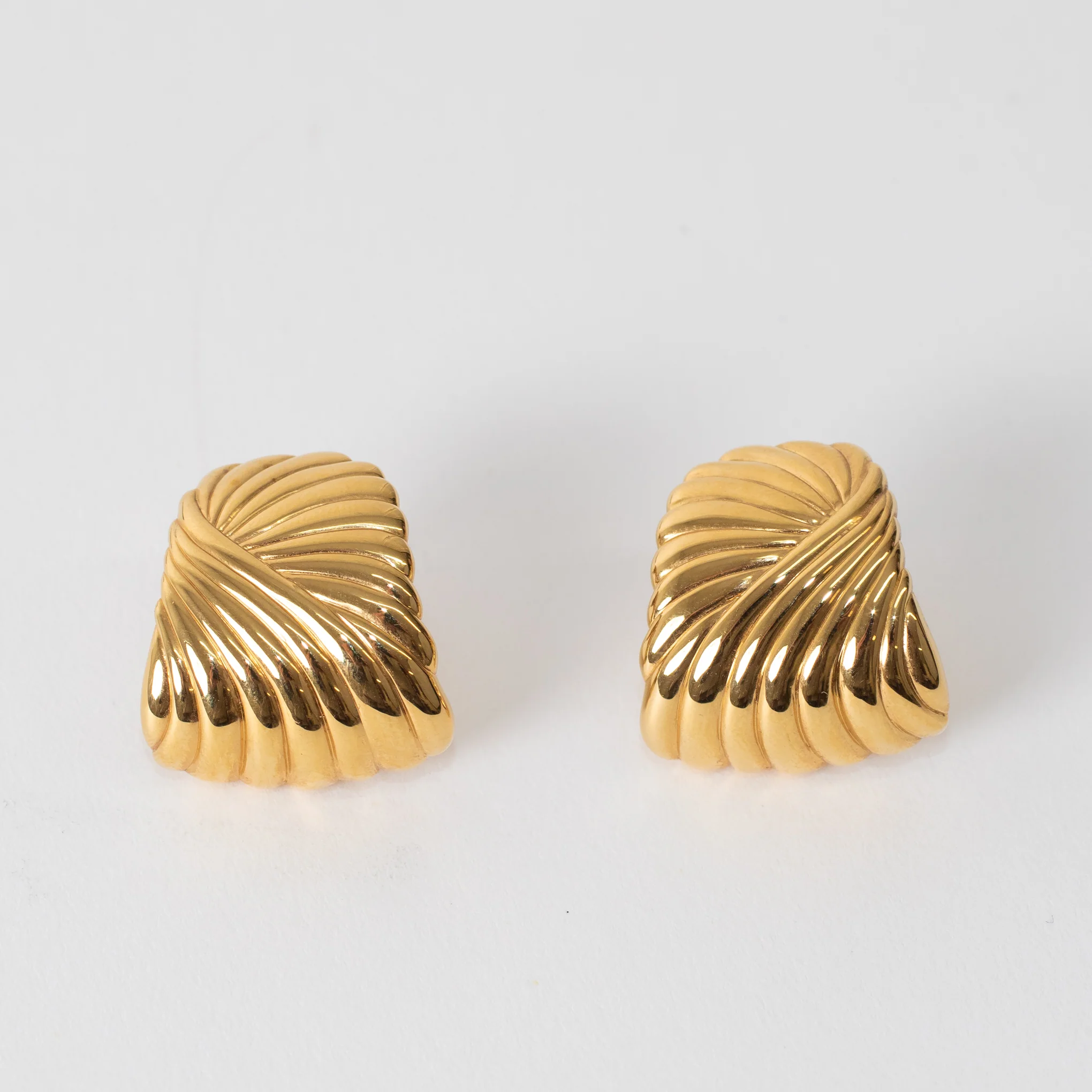 Missoma Ripple Oversized Stud Earrings - Image 6