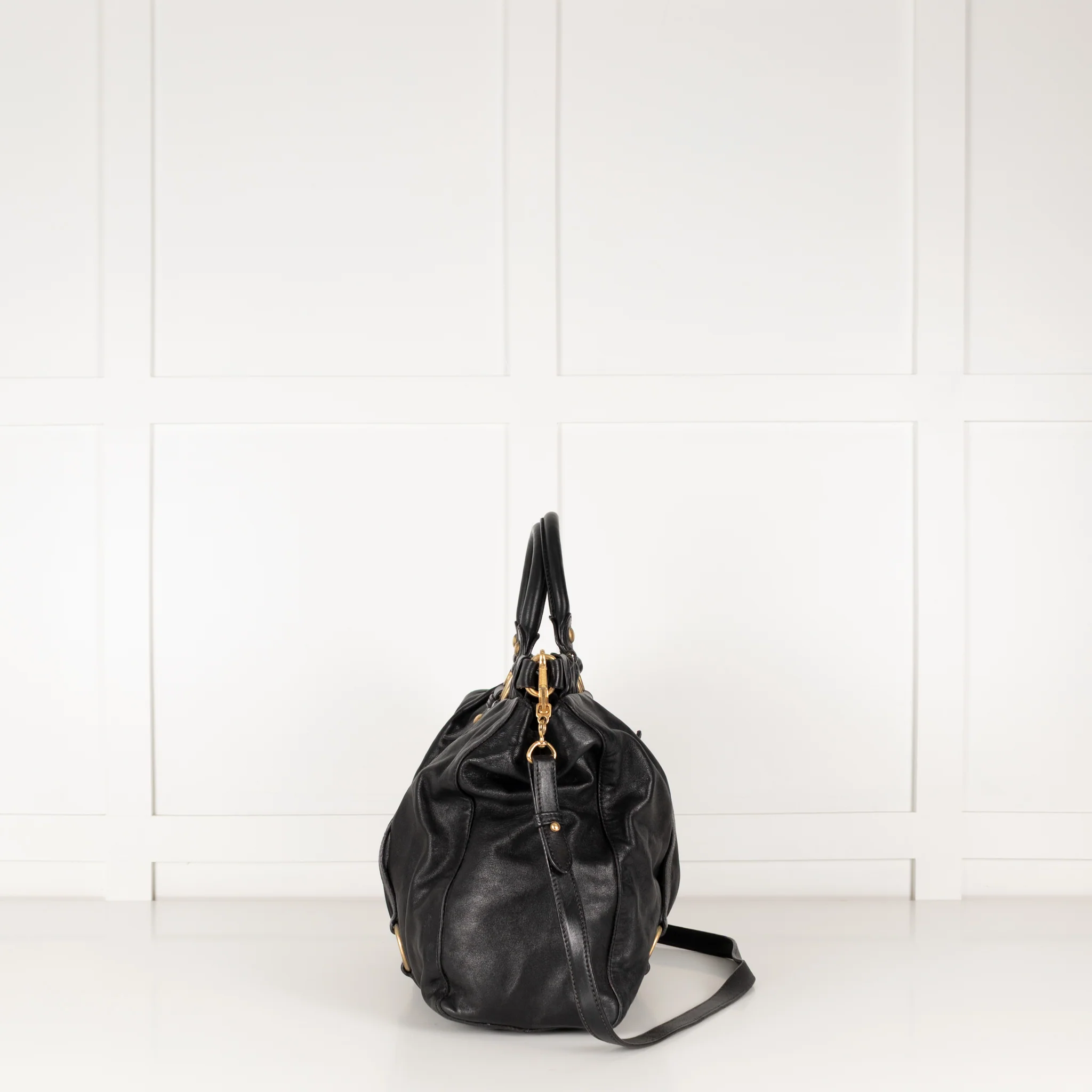 Miu Miu Black Vitello Tote Bag - Image 5