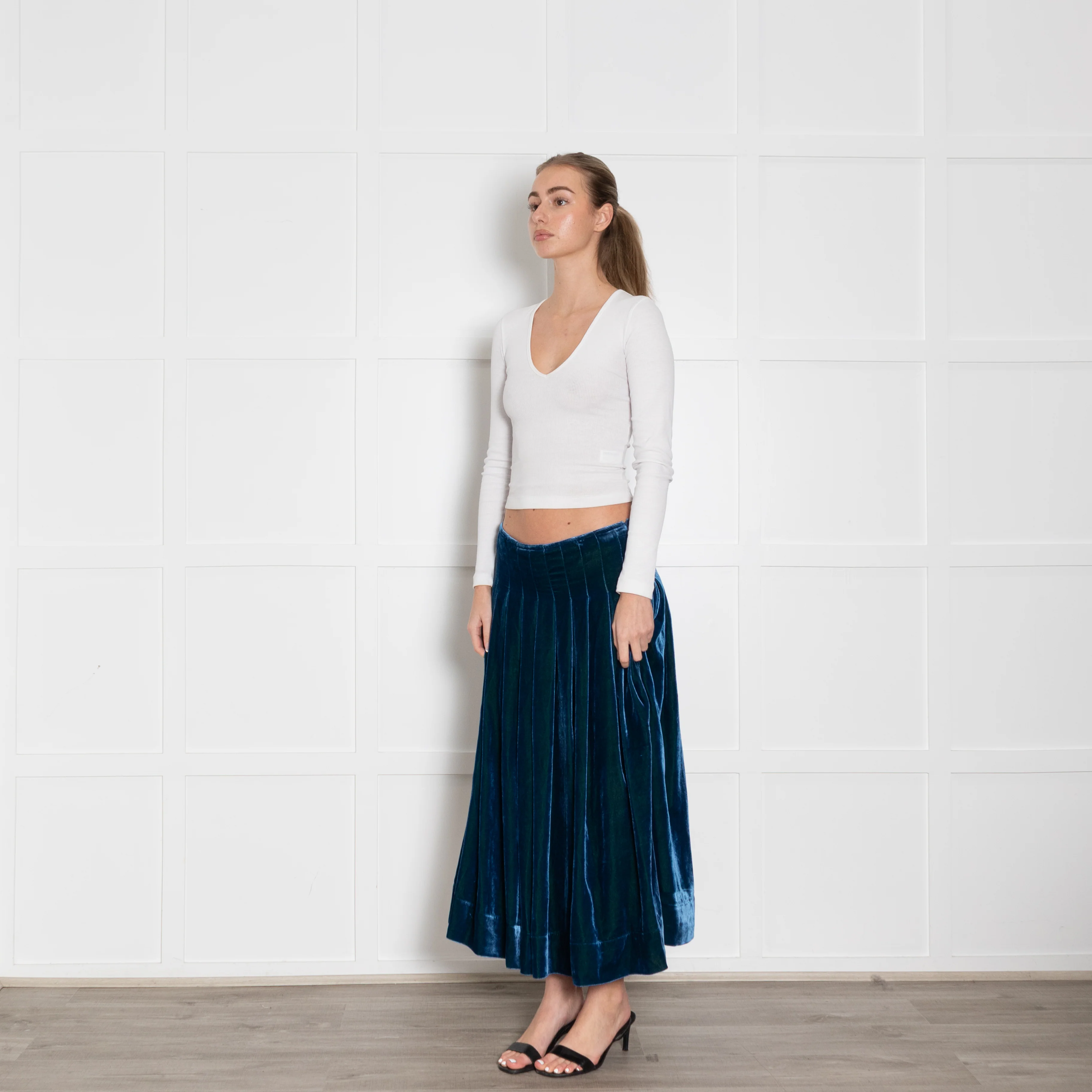 Moloh Blue Velvet Pleated Full Skirt - Image 3