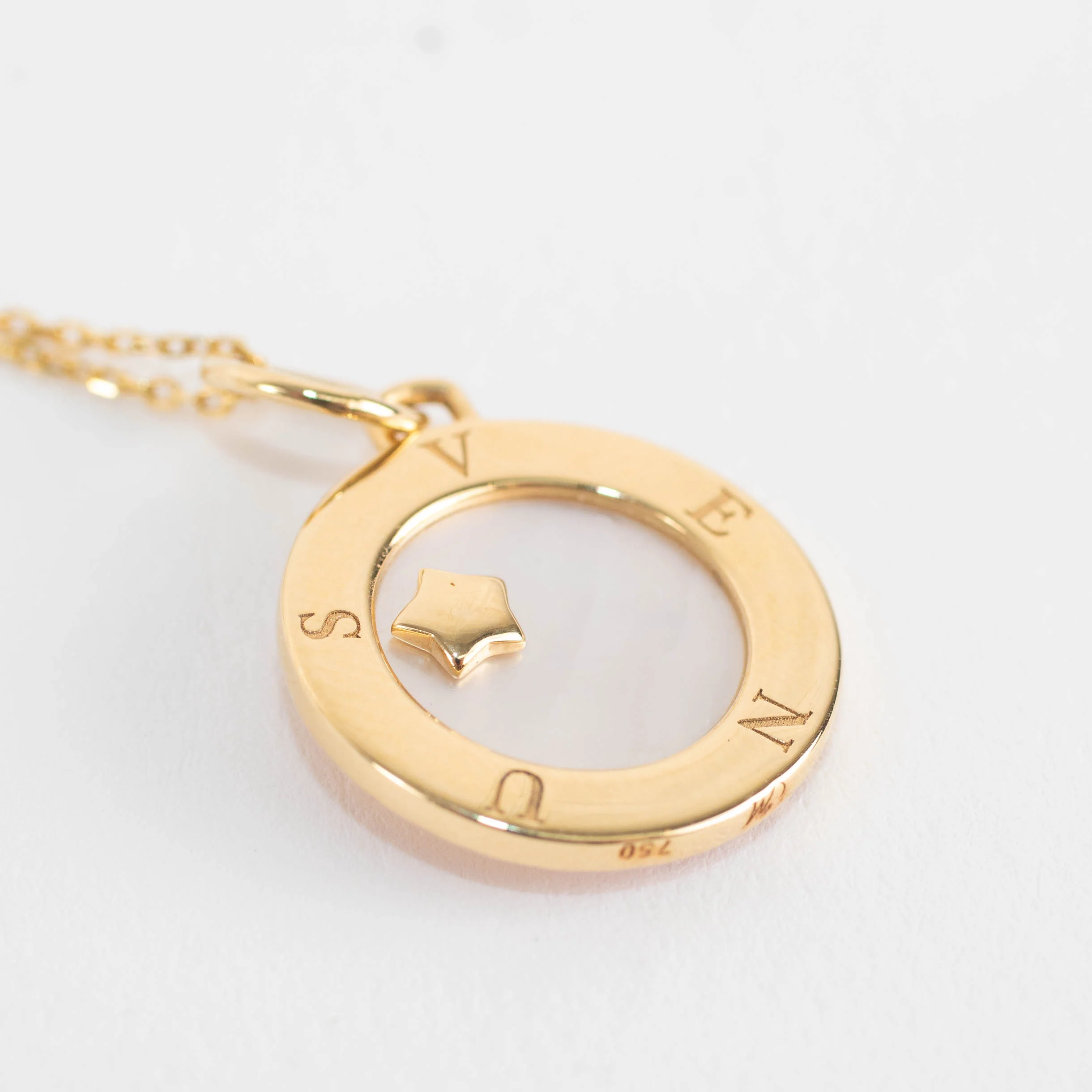Monica Rich Kosann 18ct Yellow Gold Pink Sapphire, Mother of Pearl Venus Charm Necklace - Image 5