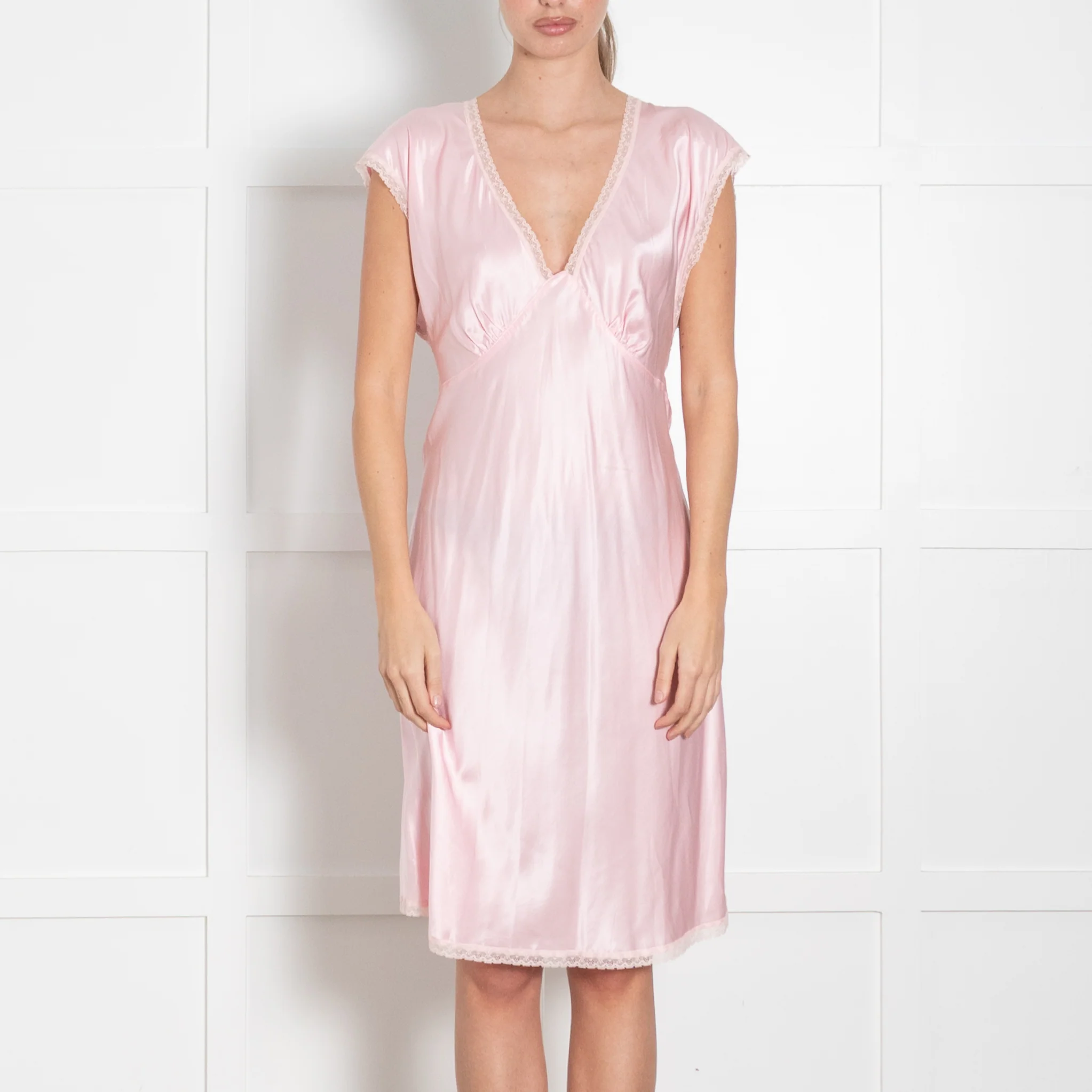 Morgan Lane Pink Lace Trim Detail Silk Blend Pyjama Dress - Image 2
