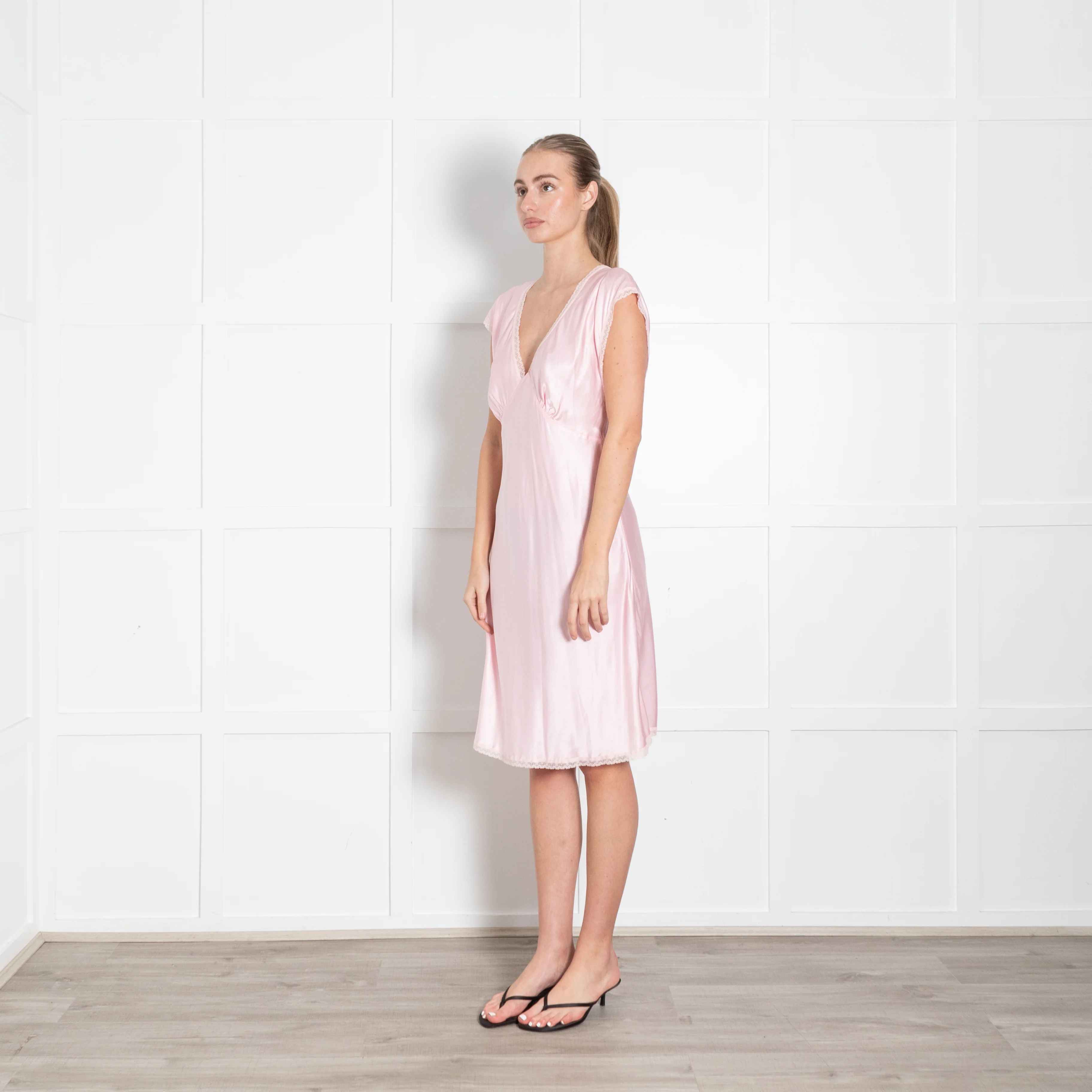 Morgan Lane Pink Lace Trim Detail Silk Blend Pyjama Dress - Image 3