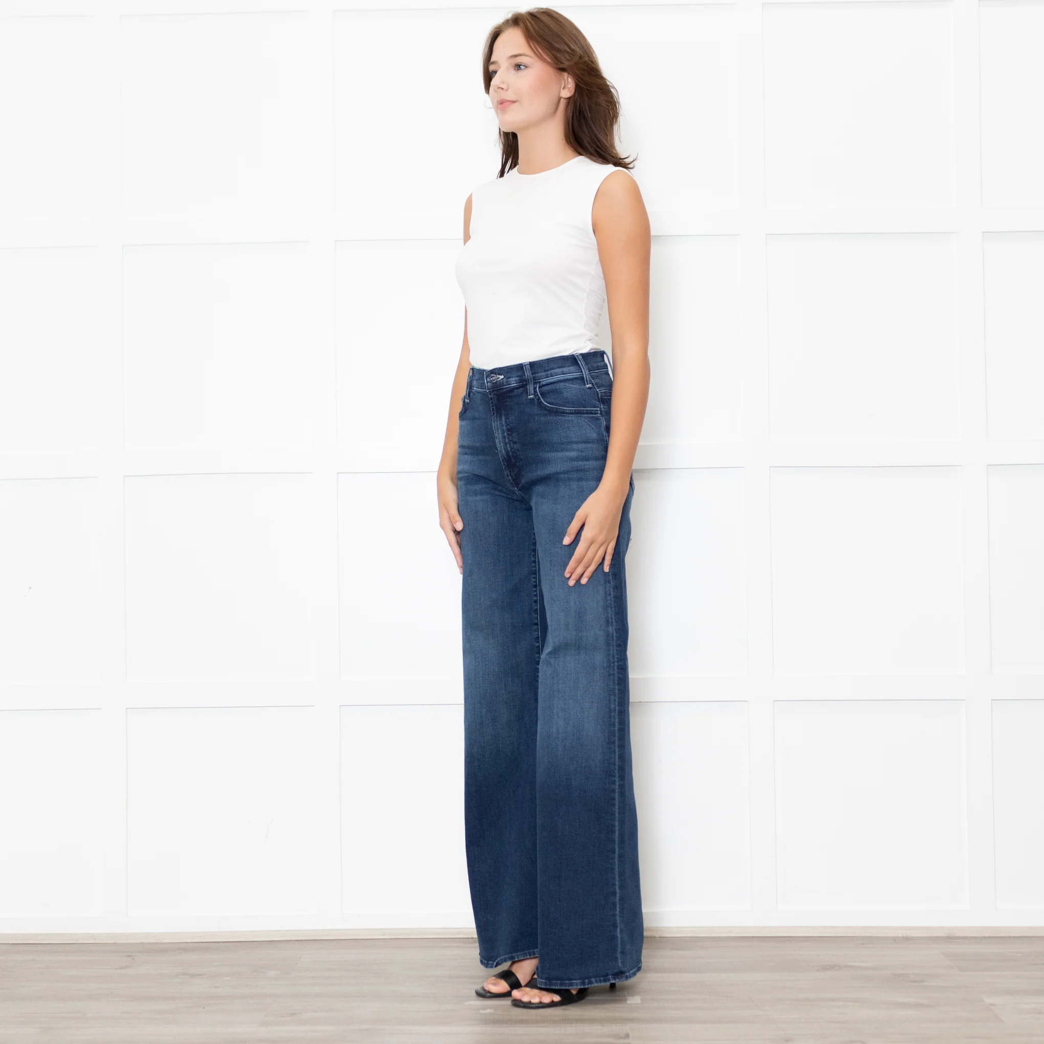 Mother The Hustler Roller Sneak Dark Denim Jean - Image 3