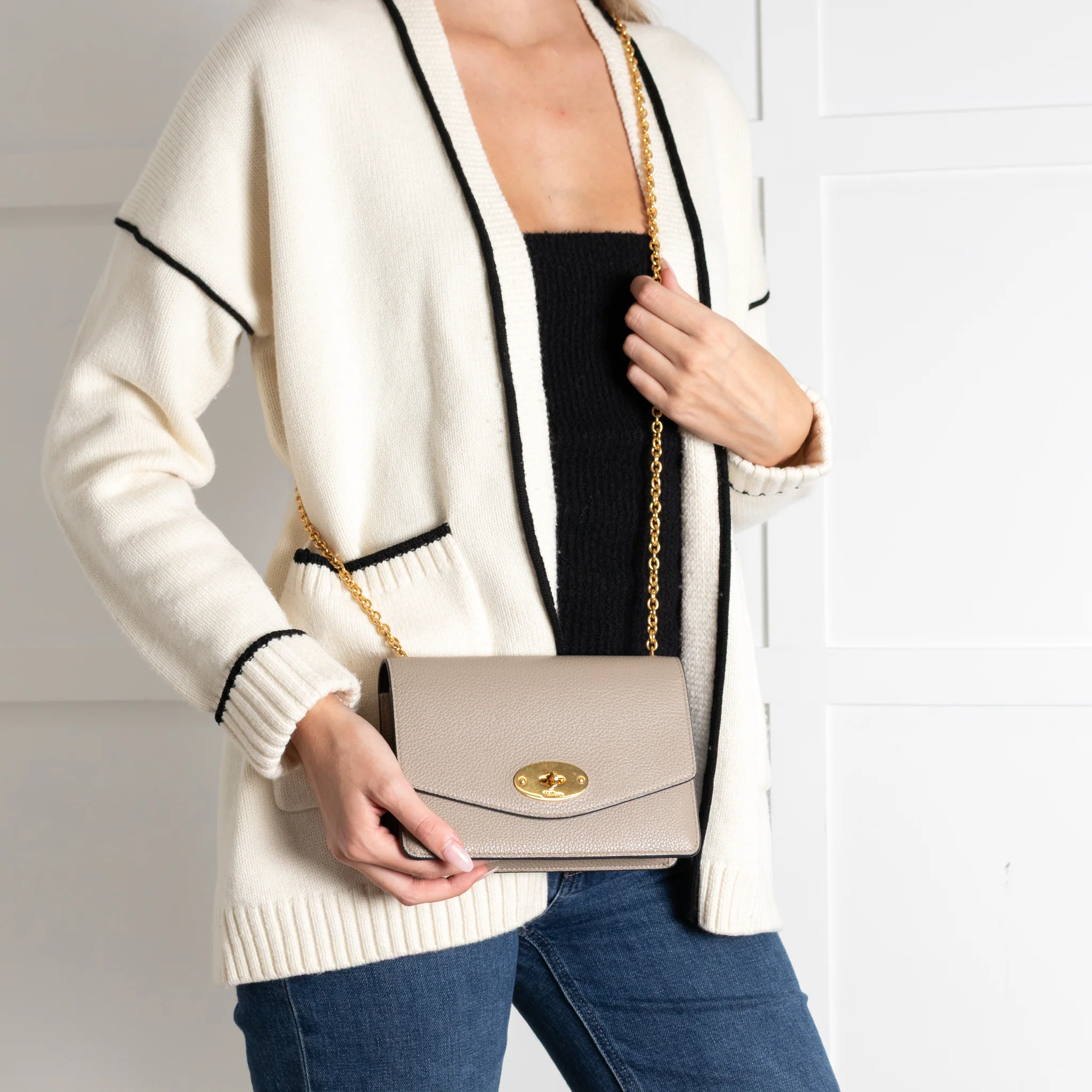 Mulberry Small Darley Classic Grain Solid Grey Bag With Gold Chain - Image 4