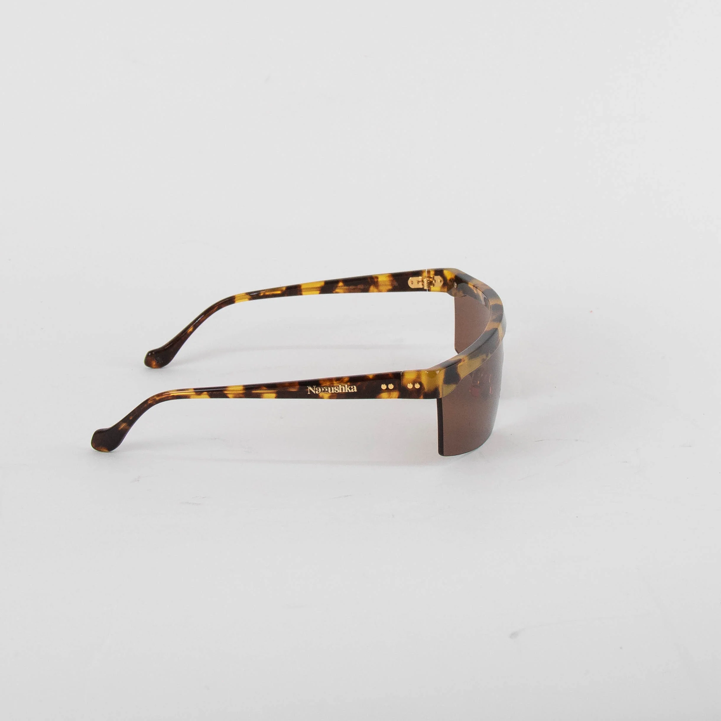 Nanushka Brown Callias Dark Amber Flat Top Sunglasses - Image 4
