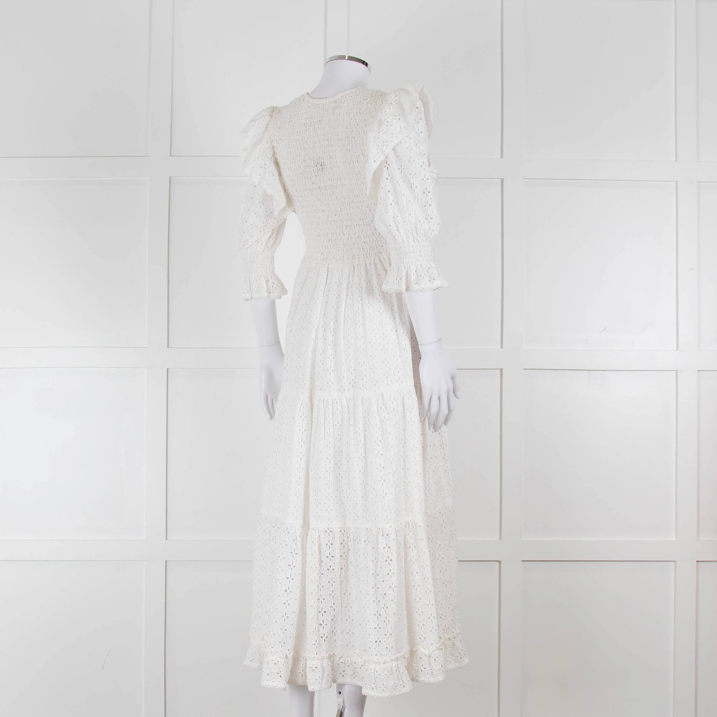 Neve & Noor White Broderie Anglaise Puff Sleeve Maxi Dress - Image 4