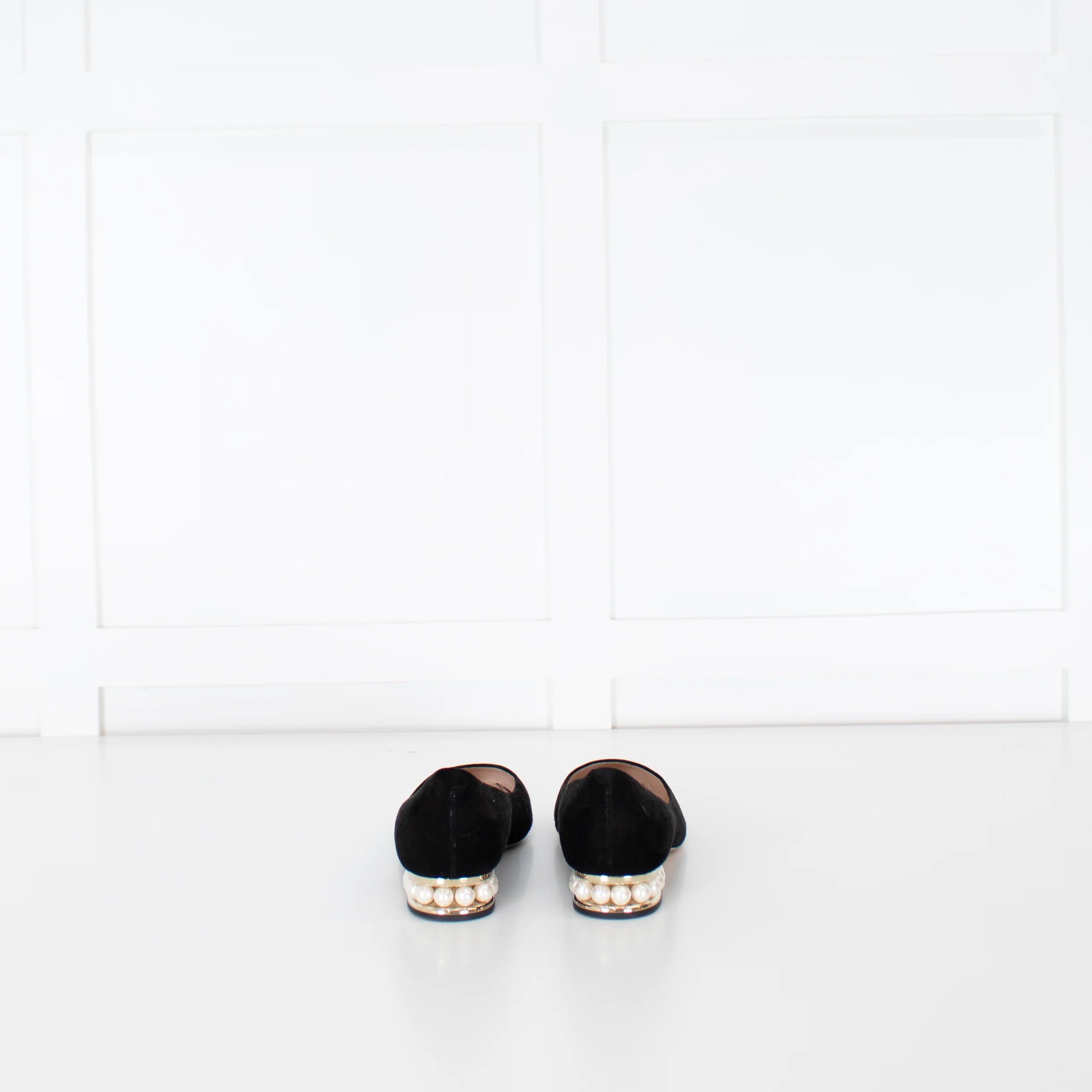 Nicholas Kirkwood Black Suede Faux Pearl Heeled Shoes - Image 4