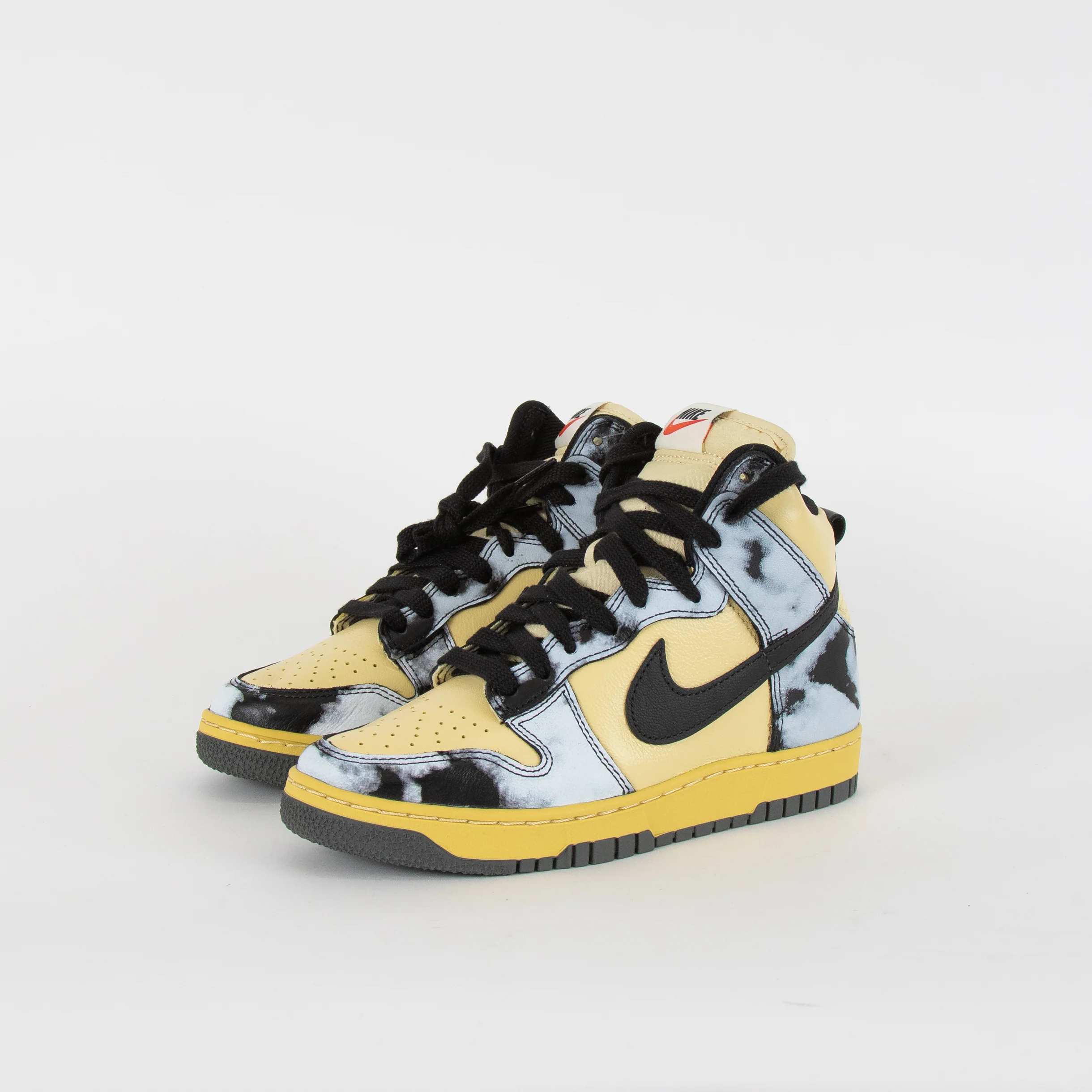 Nike Dunk 1985 Acid Wash in Lemon Drop, Black and Gold - Image 2