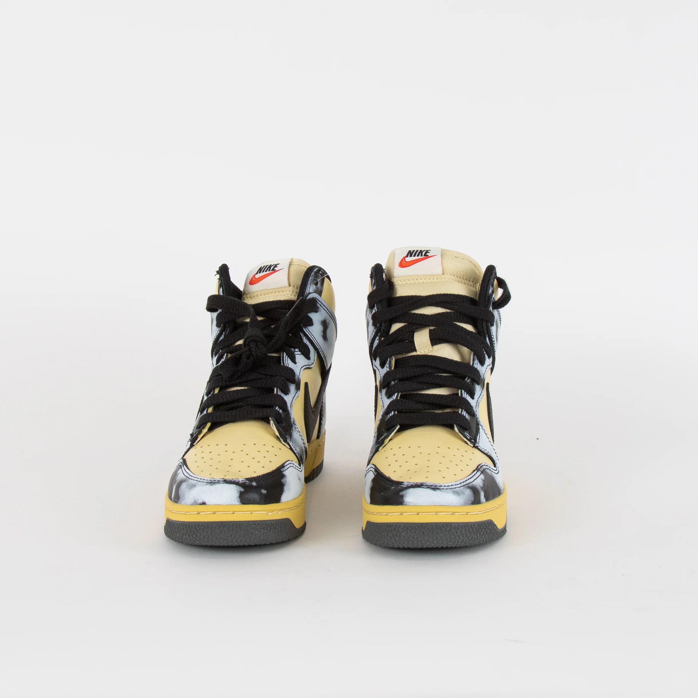Nike Dunk 1985 Acid Wash in Lemon Drop, Black and Gold - Image 3