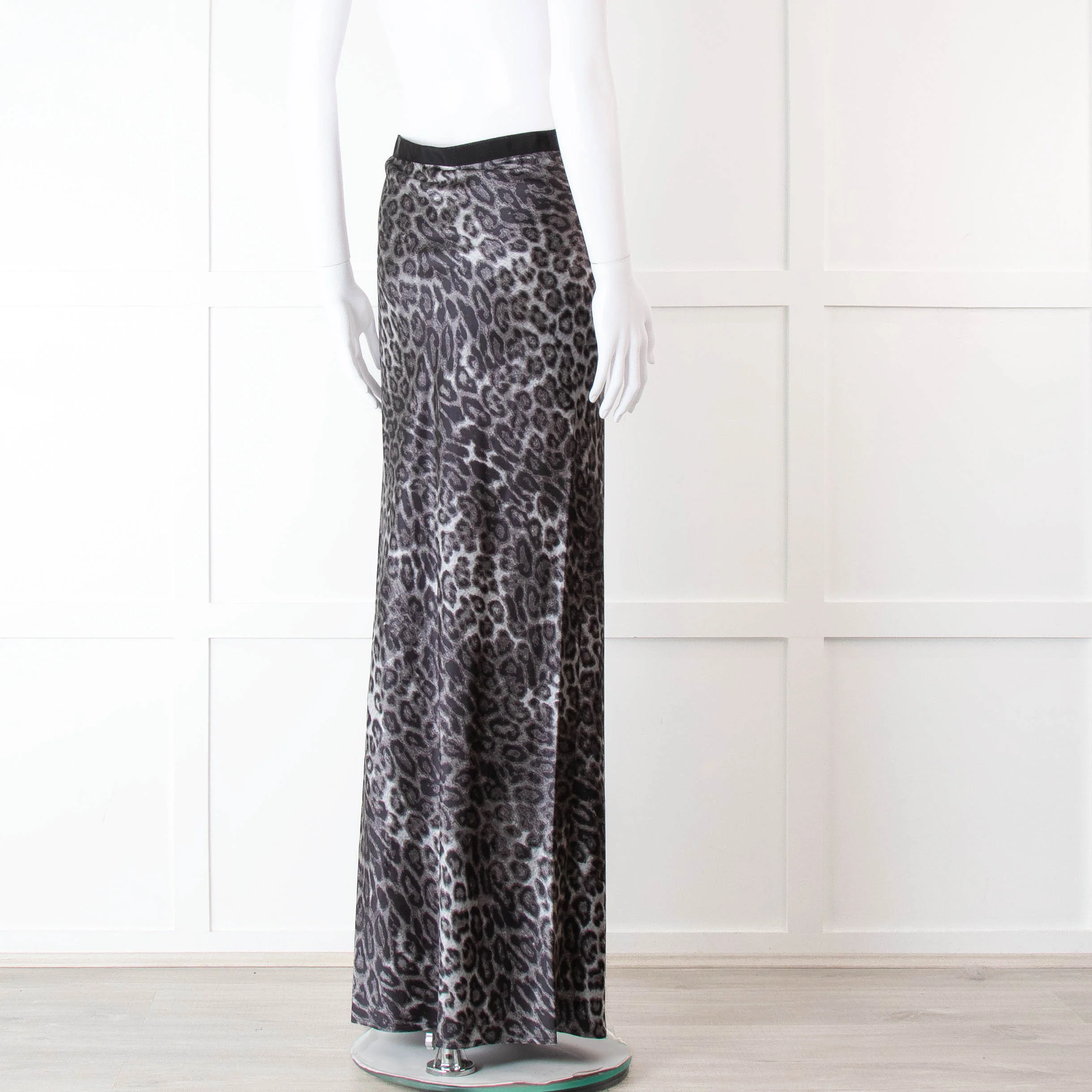 Nili Lotan Grey Leopard Print Maxi Skirt - Image 4