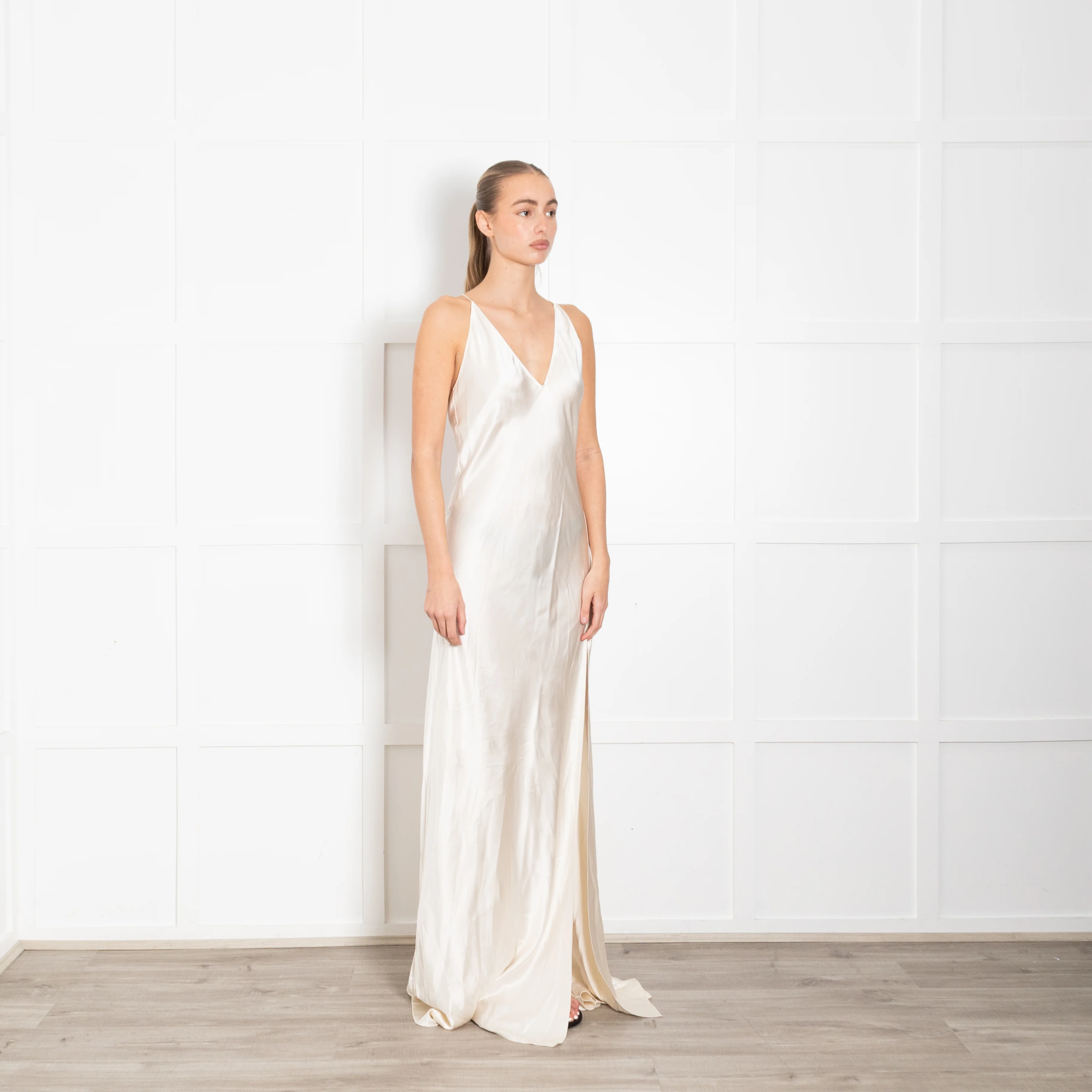 Nili Lotan Katie Silk V-Neck Sleeveless Gown With Train - Image 4
