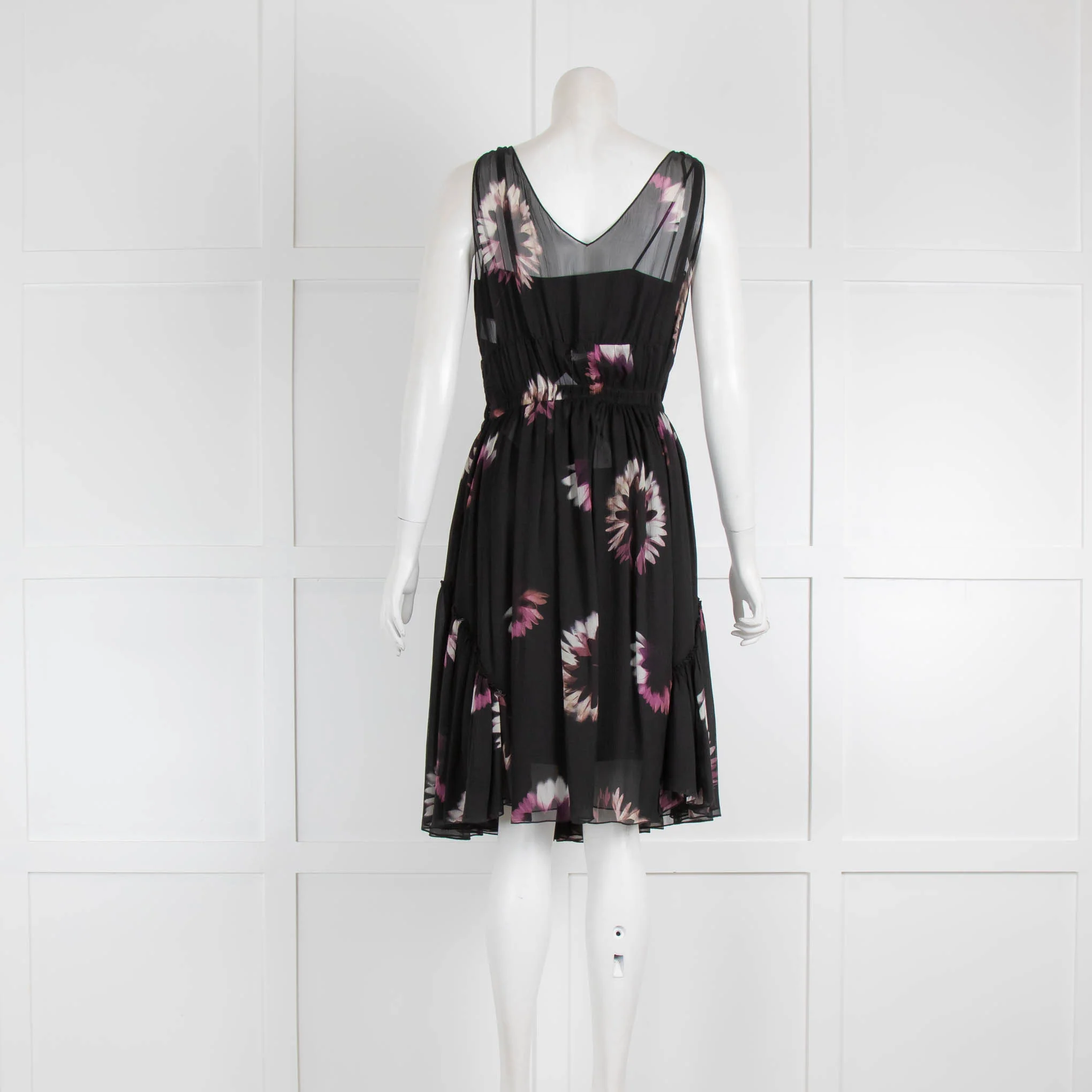 Nina Ricci Black Purple Floral Sleeveless Silk Dress - Image 3