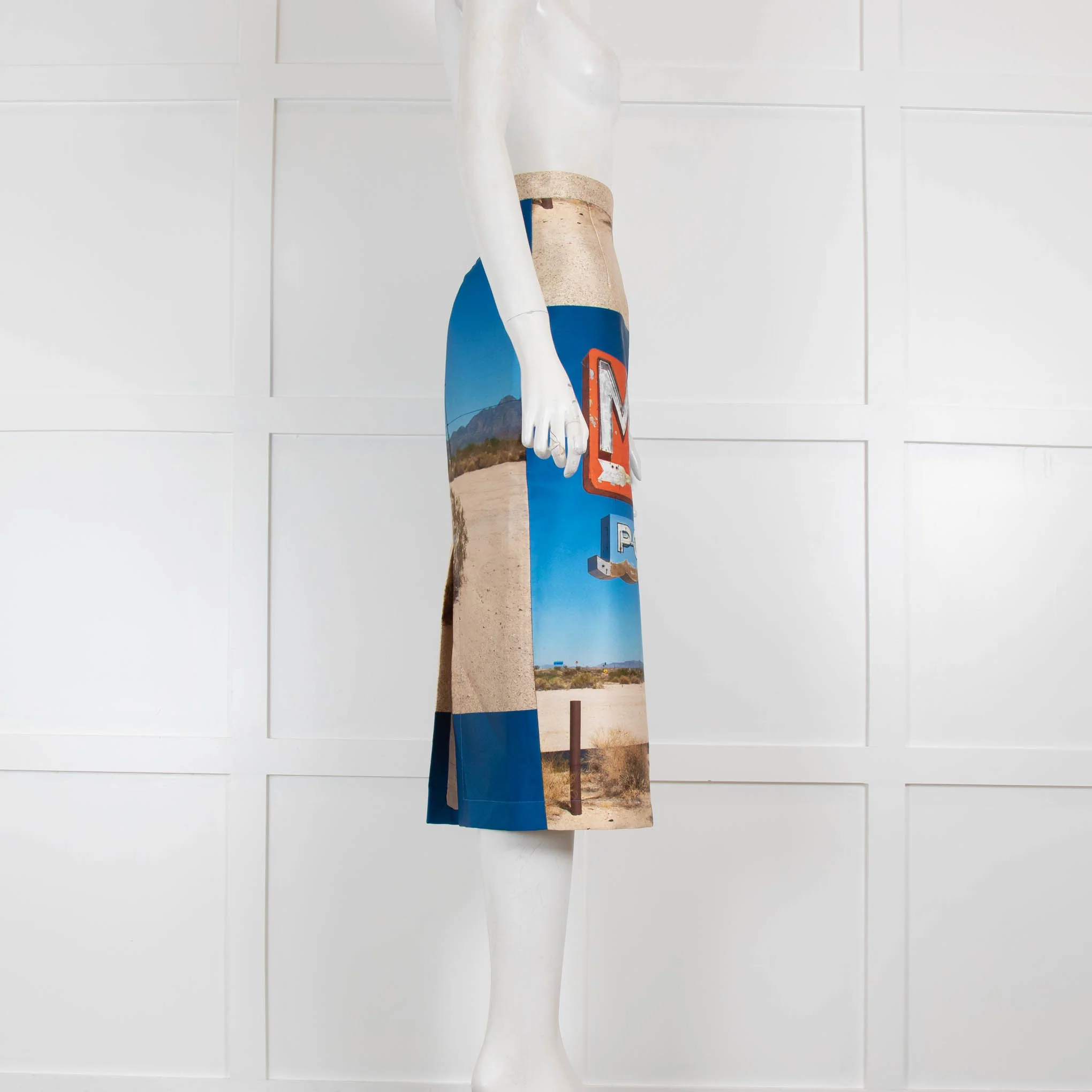 No. 21 'Motel Pool' Print Pencil Skirt - Image 2