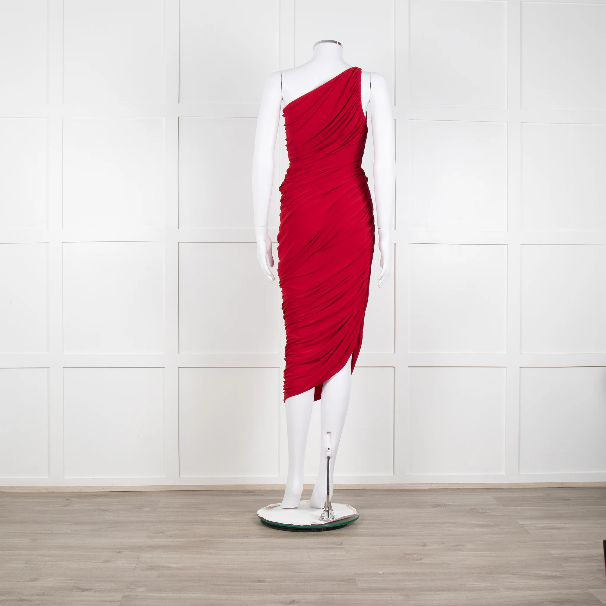 Norma Kamali Red Ruched One Shoulder Bodycon Dress - Image 5