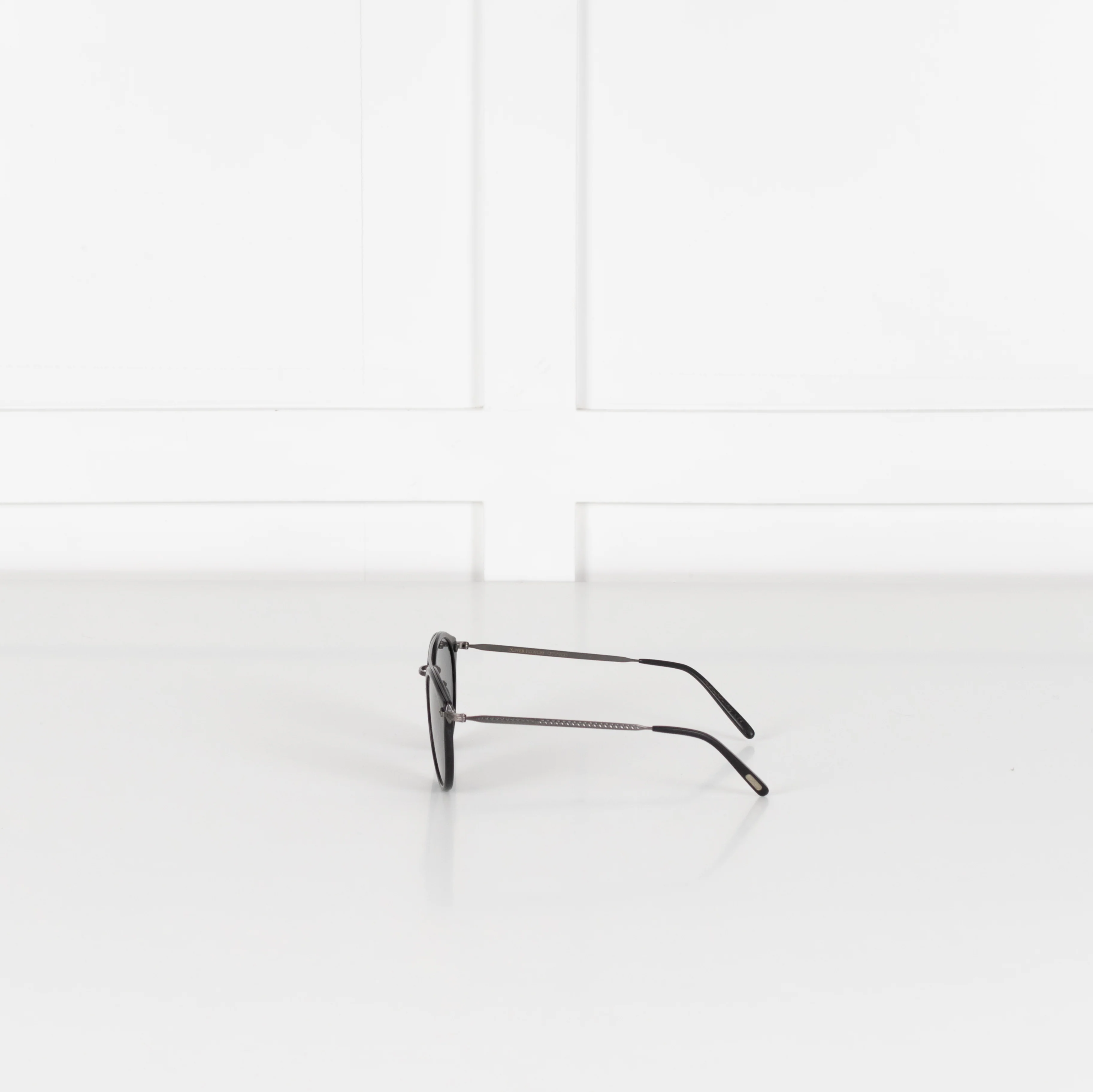 Oliver Peoples Black Remick Sunglasses - Image 4