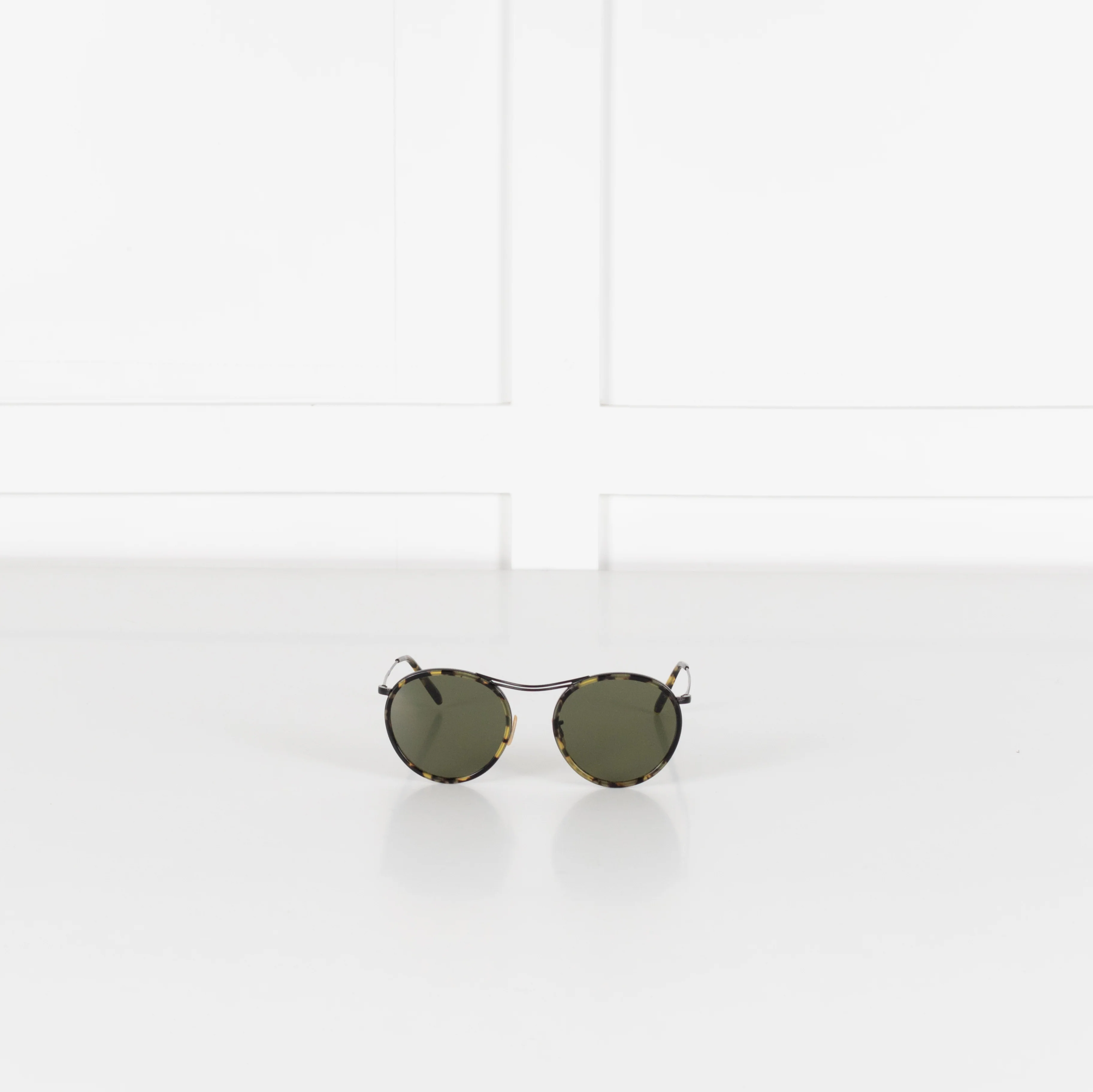 Oliver Peoples Green Tort Round Sunglasses - Image 3