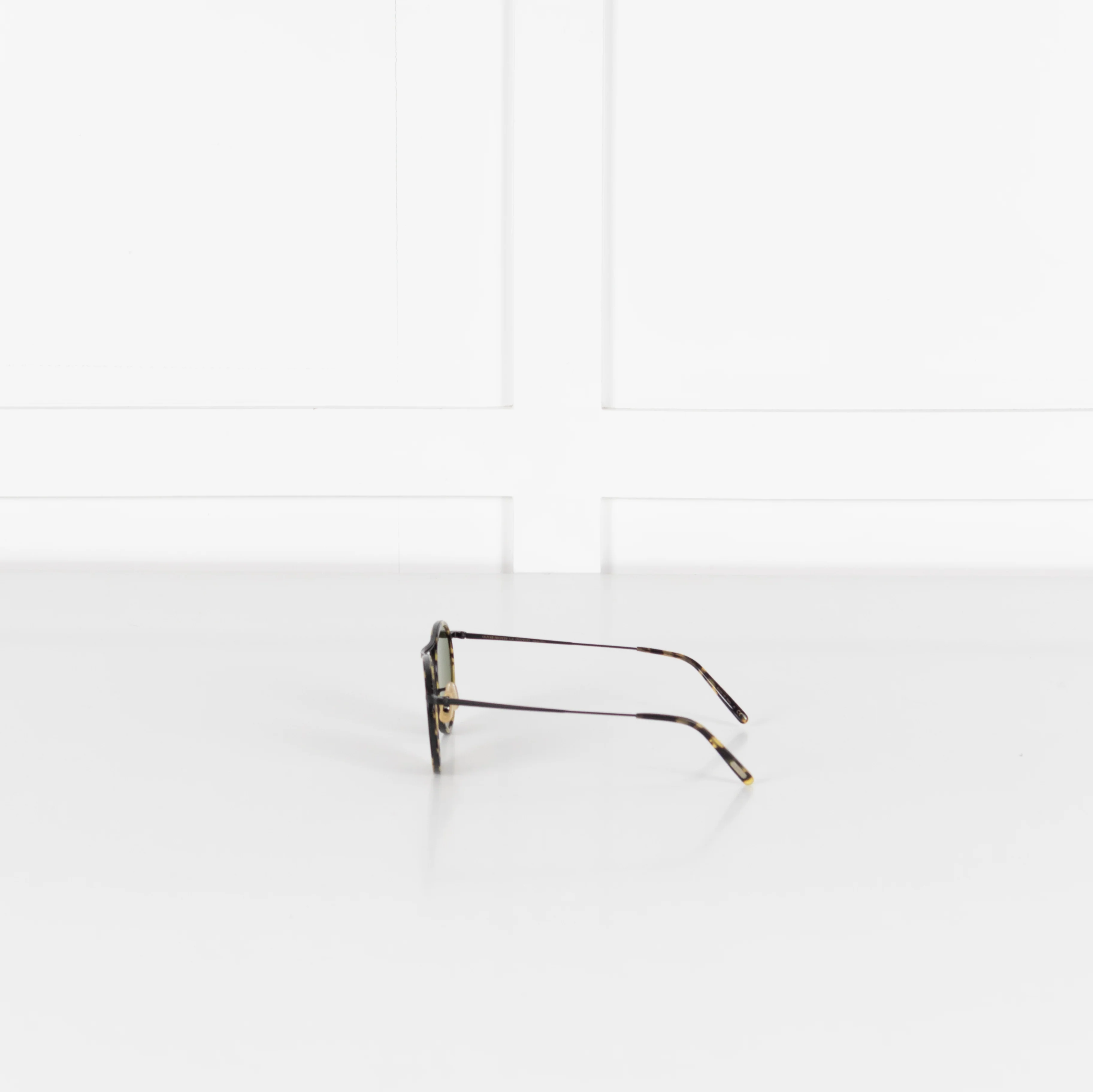 Oliver Peoples Green Tort Round Sunglasses - Image 4