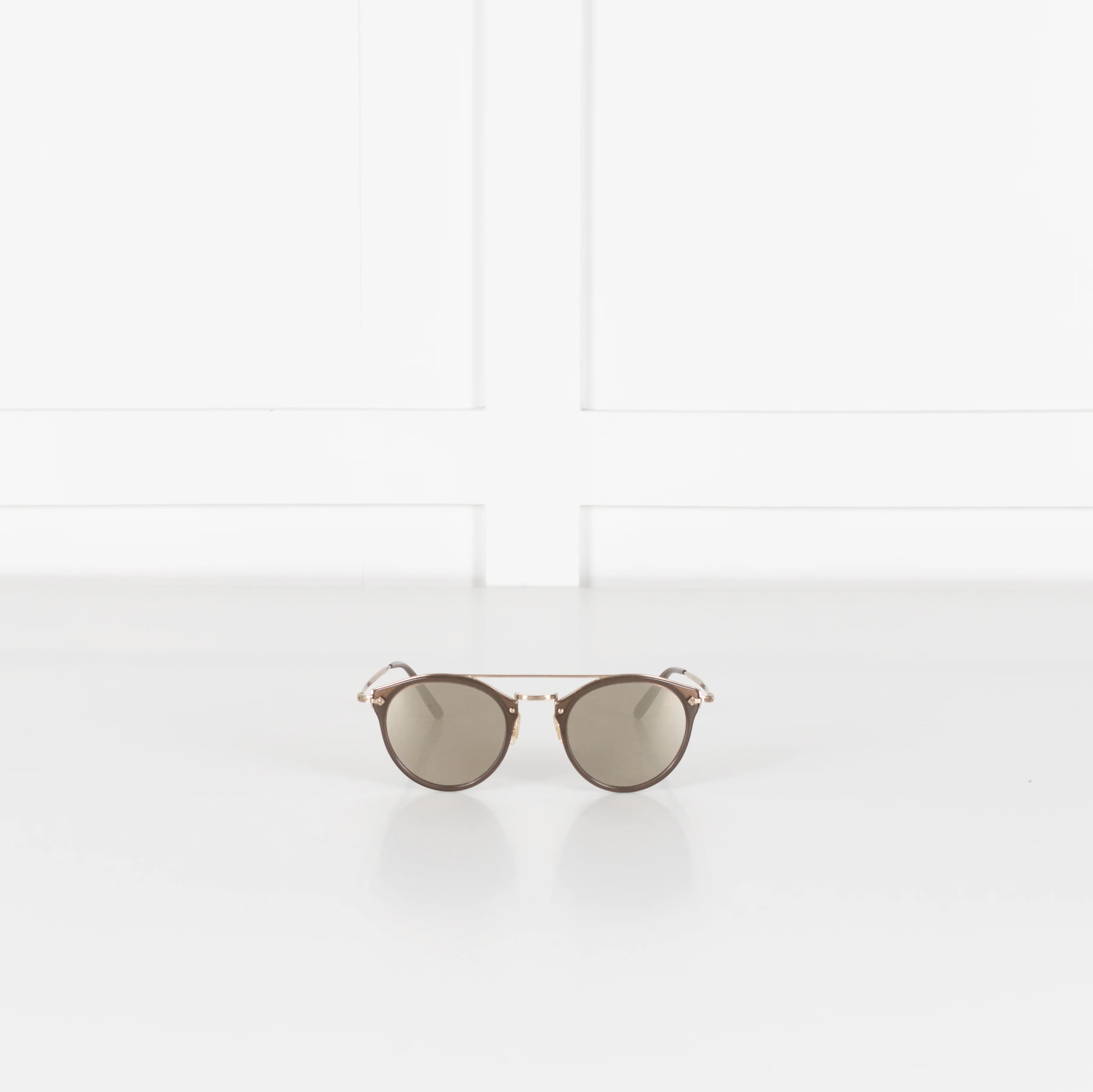 Oliver Peoples Grey Remick Sunglasses - Image 3
