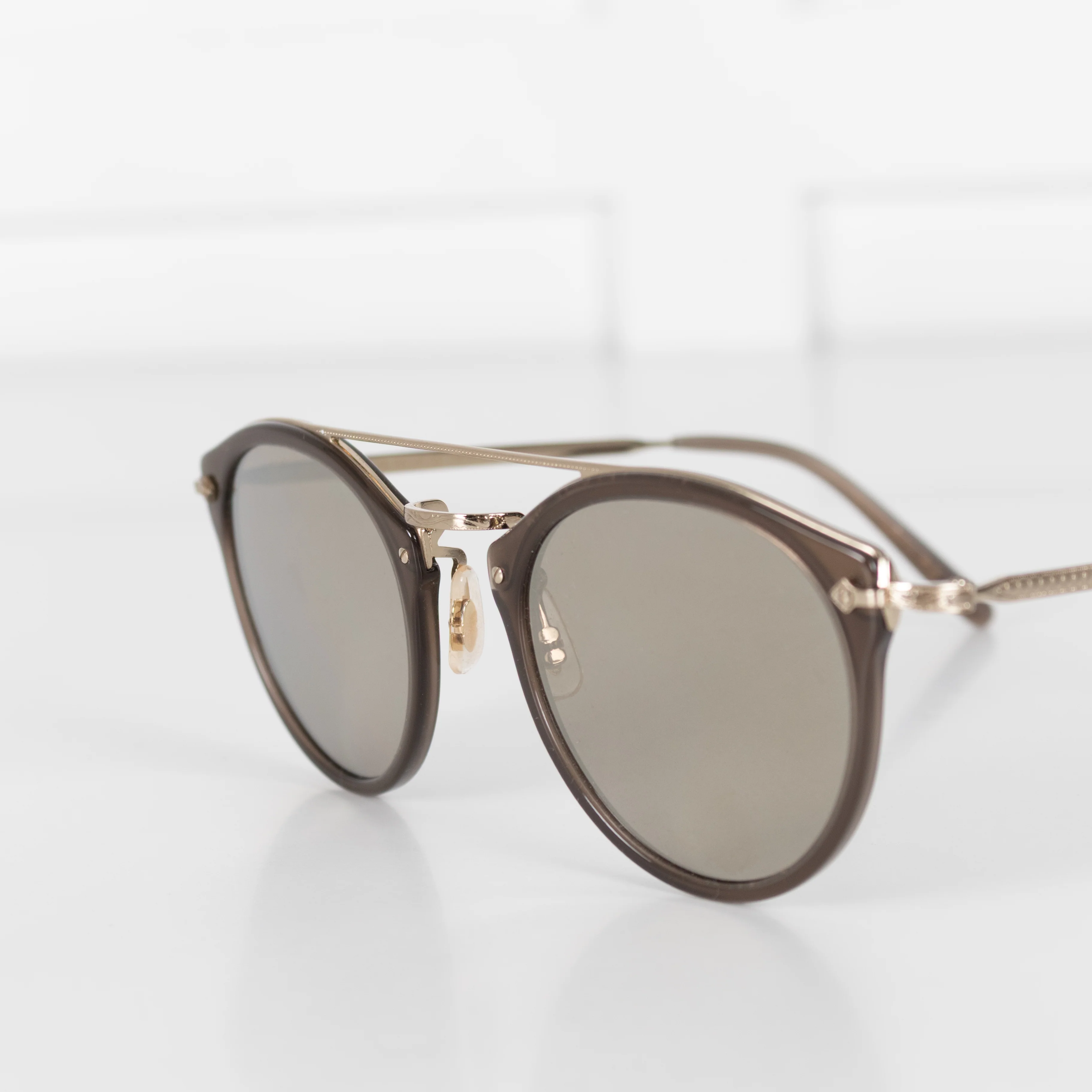 Oliver Peoples Grey Remick Sunglasses - Image 9