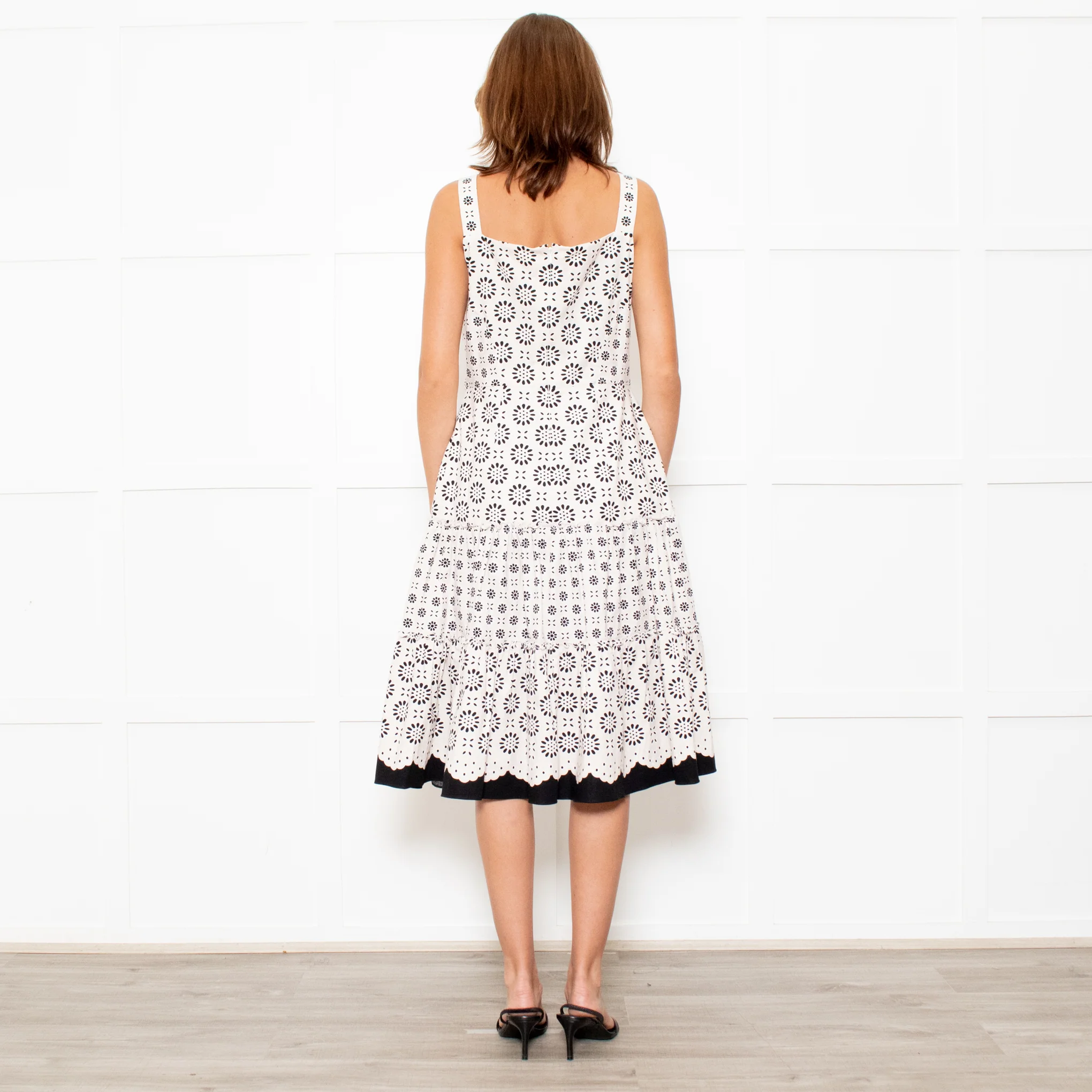 Oscar De La Renta Cream Black Flower Print Tiered Dress - Image 6