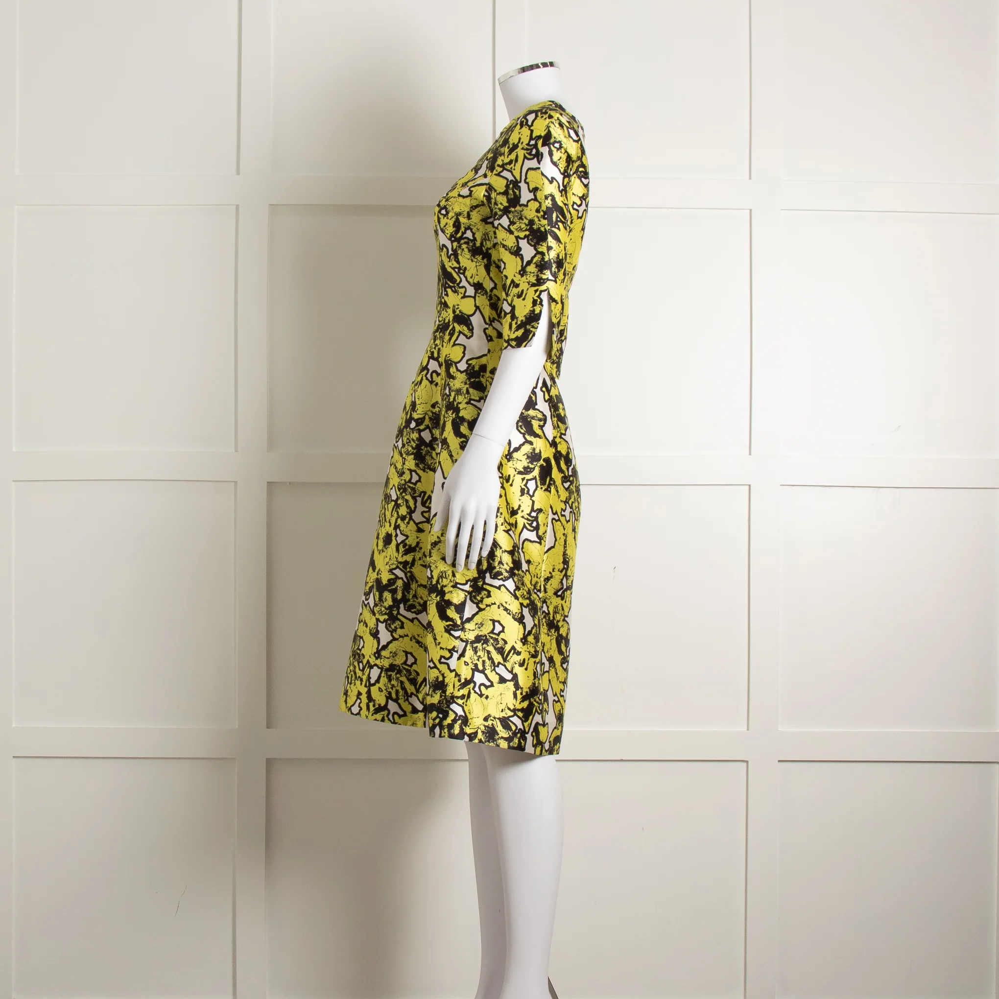 Oscar De La Renta White Yellow Black Silk 3/4 Sleeve Dress - Image 7