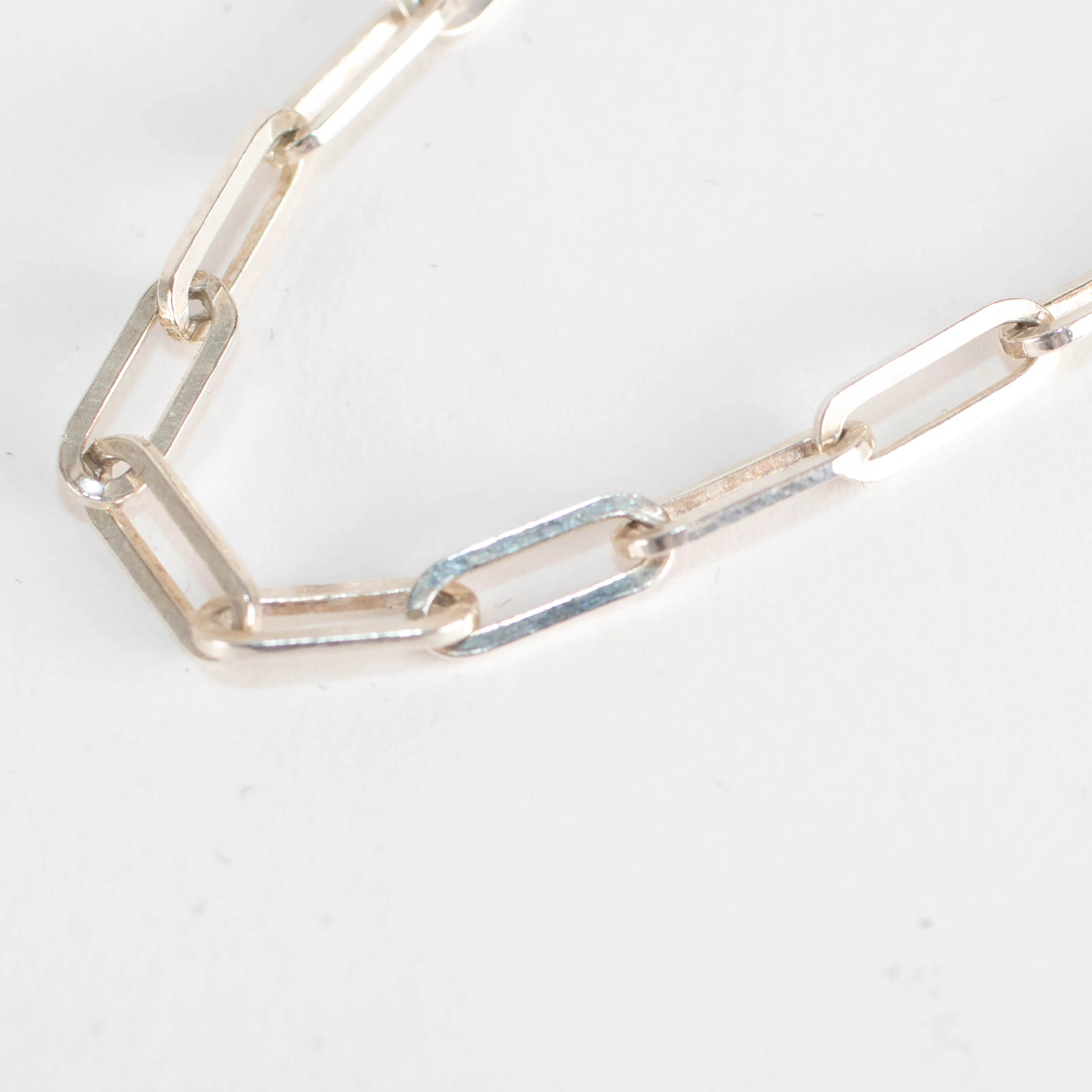 Otimberg T bar Signature Chain Link Silver Bracelet - Image 4