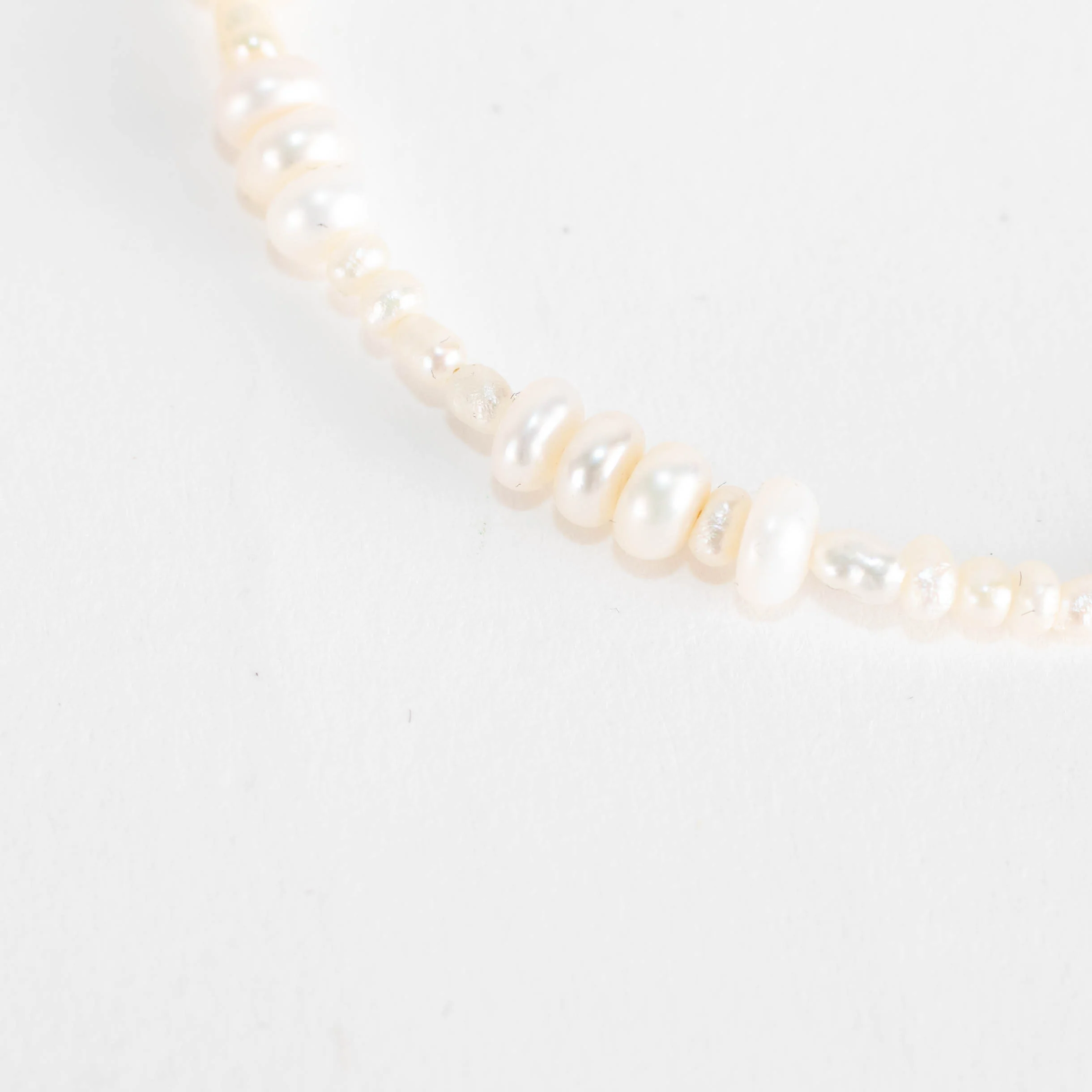 Otiumberg Faux Pearl Anklet - Image 4