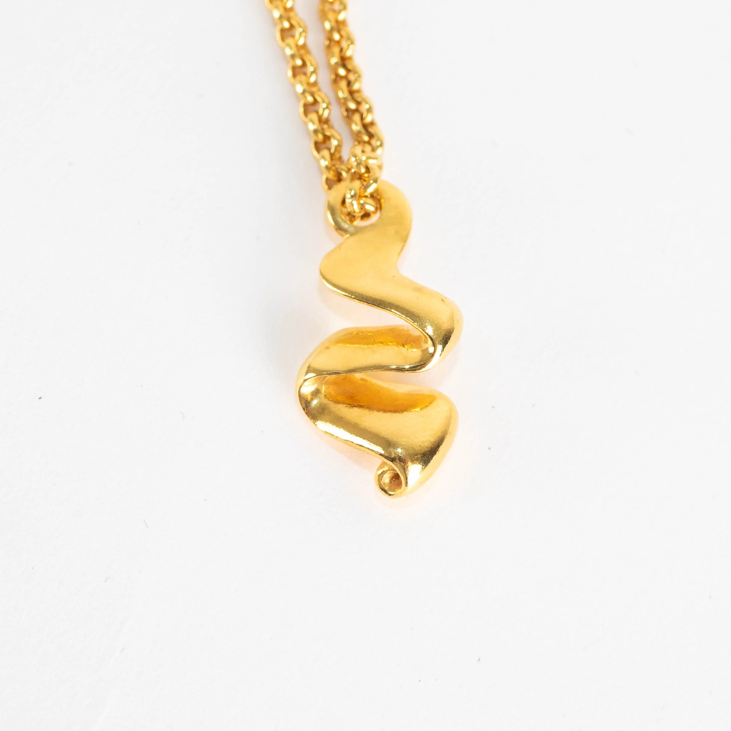 Otiumberg Gold Vermeil Chain with Wave Pendant Necklace - Image 5