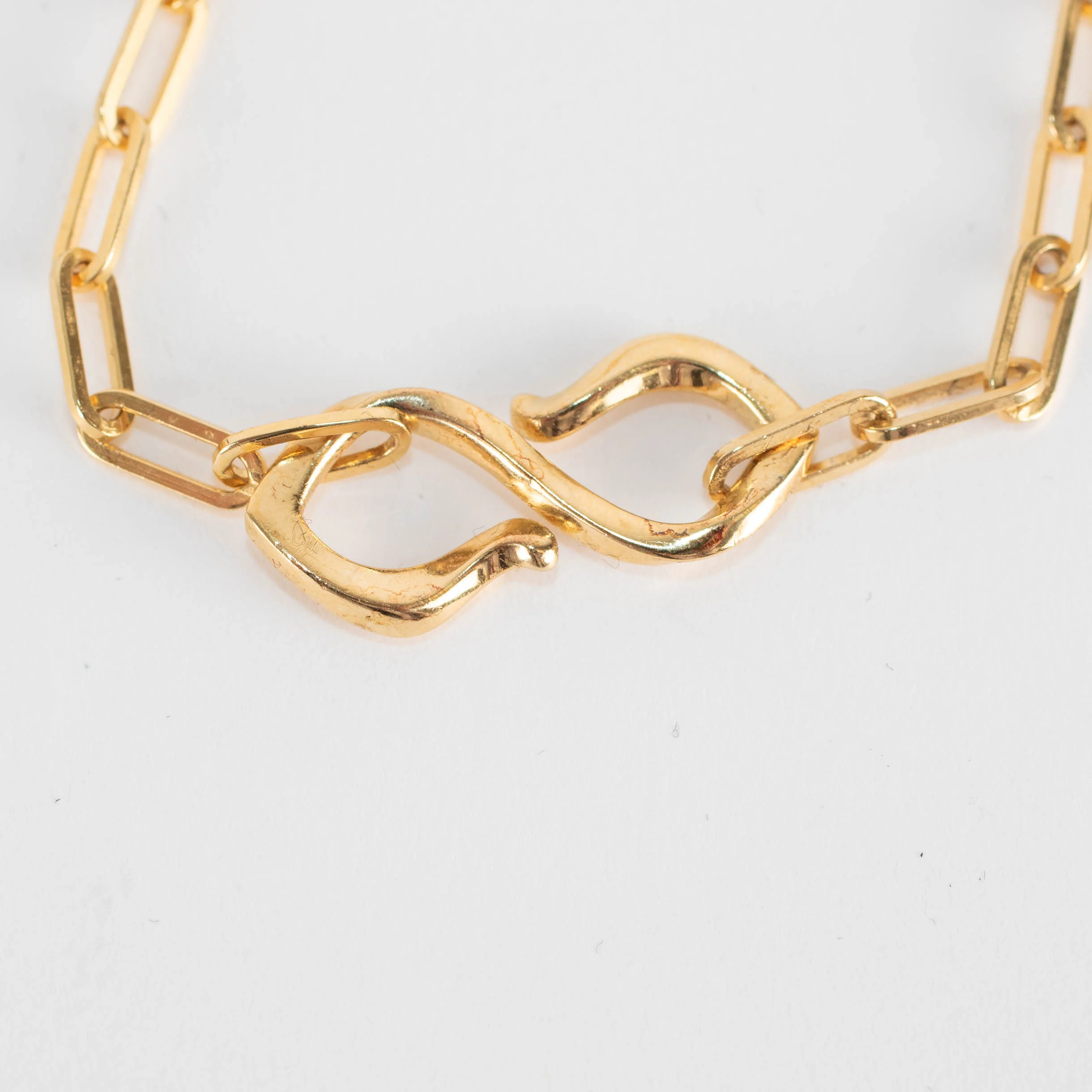Otiumberg Gold Vermeil Paperclip link Necklace With Wave Detail - Image 6