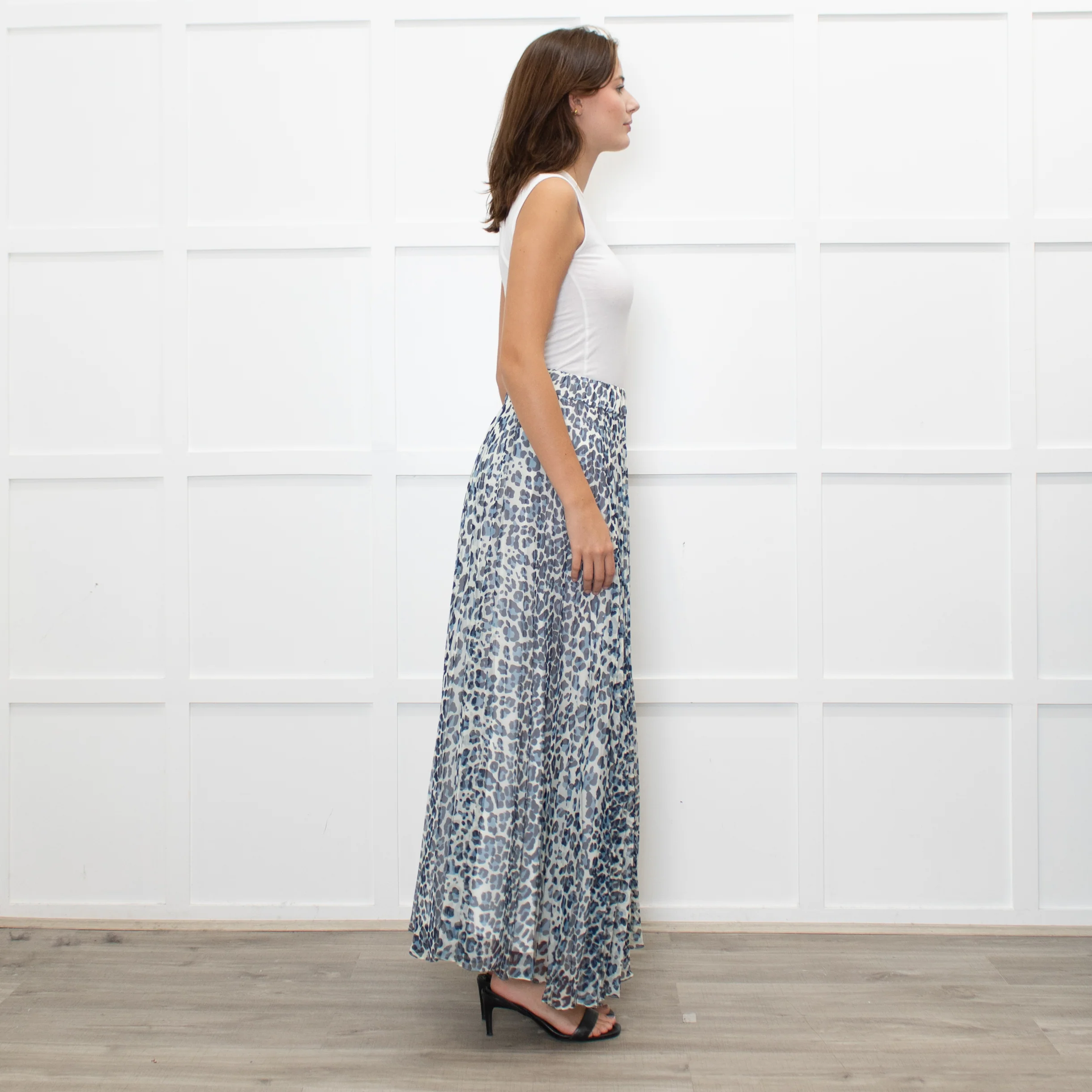 P.A.R.O.S.H. White Blue Leopard Print Pleated Maxi Skirt - Image 6