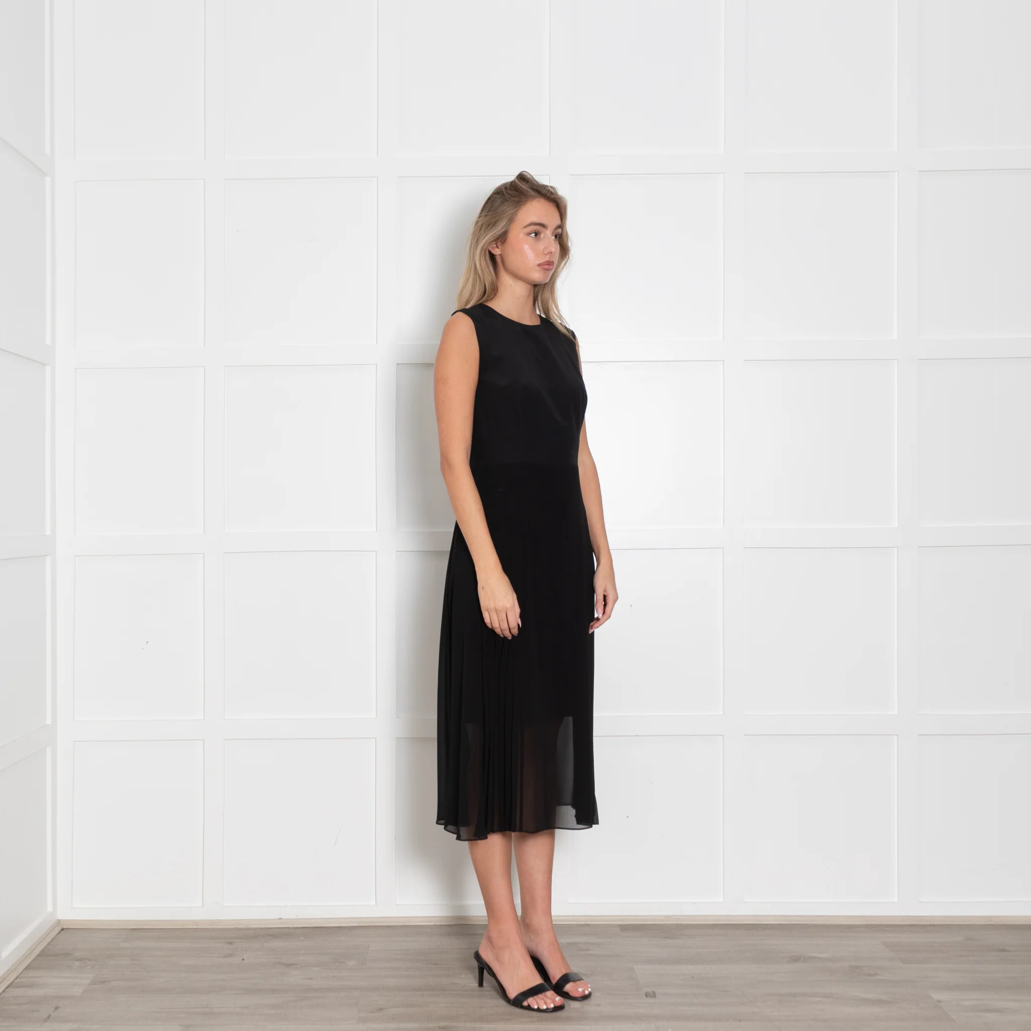 Paul Smith Black Silk Pleated And Lace Detail Sleeveless Dress - Image 7