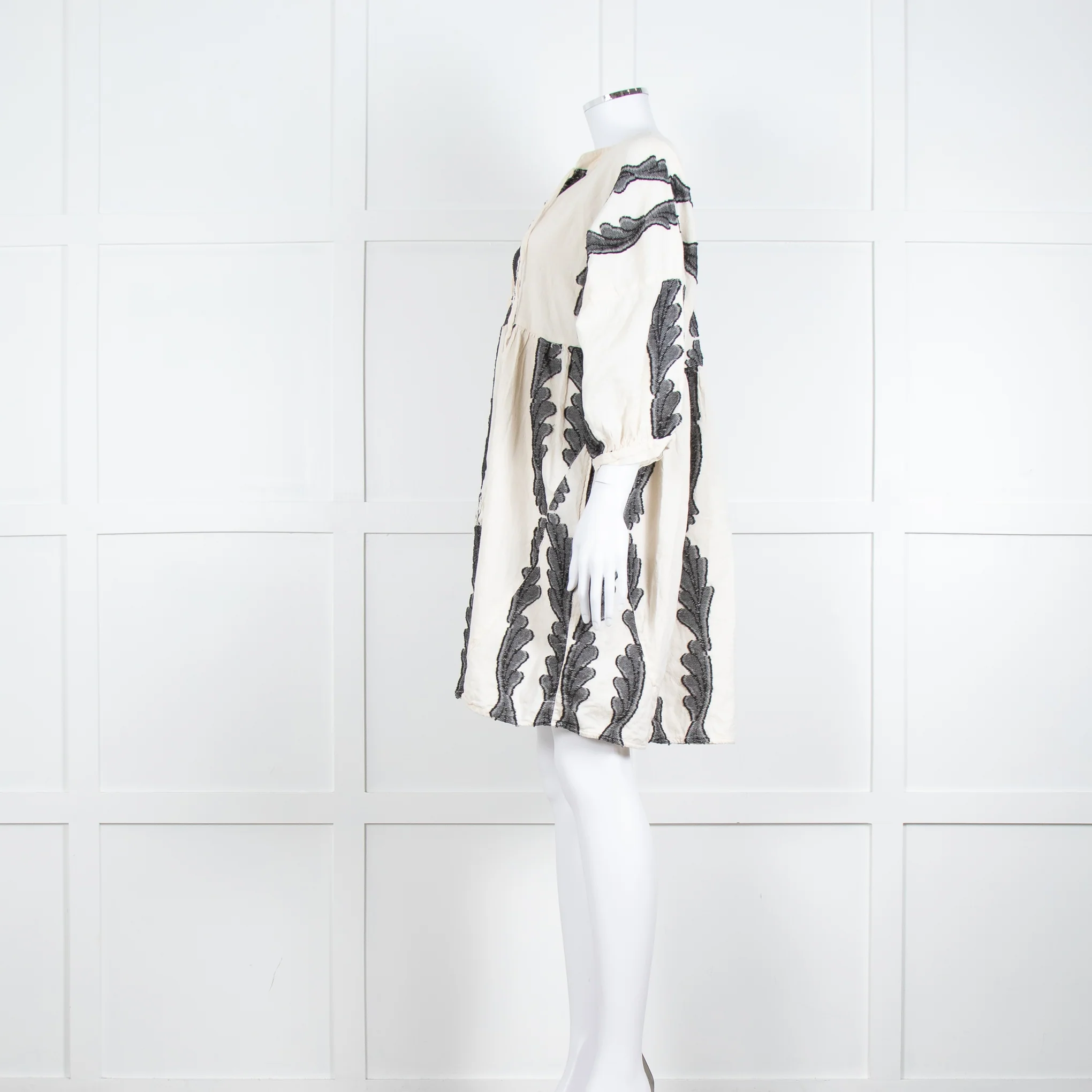 Pearl & Caviar Cream Black Cotton Long Sleeve Short Dress - Image 3