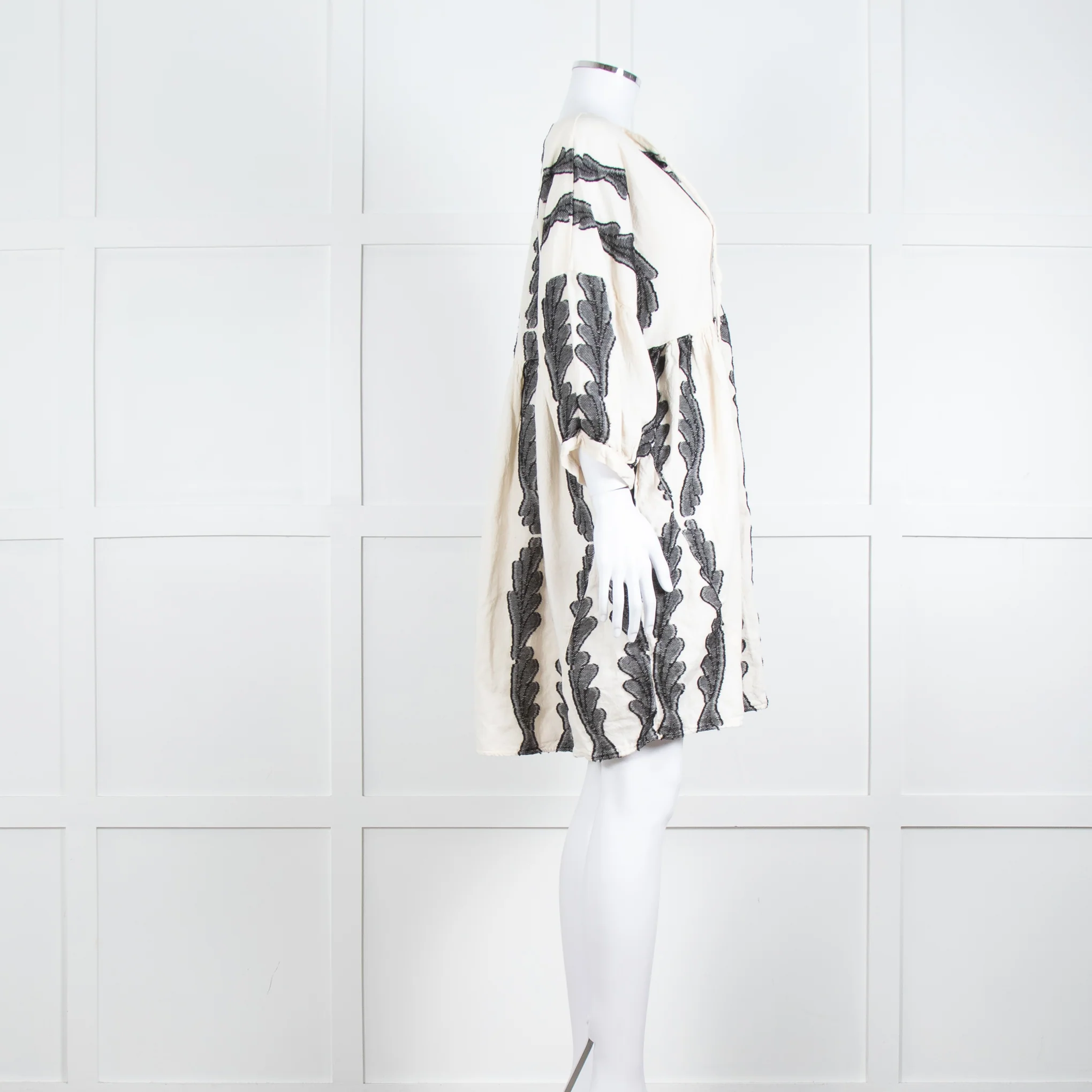 Pearl & Caviar Cream Black Cotton Long Sleeve Short Dress - Image 7